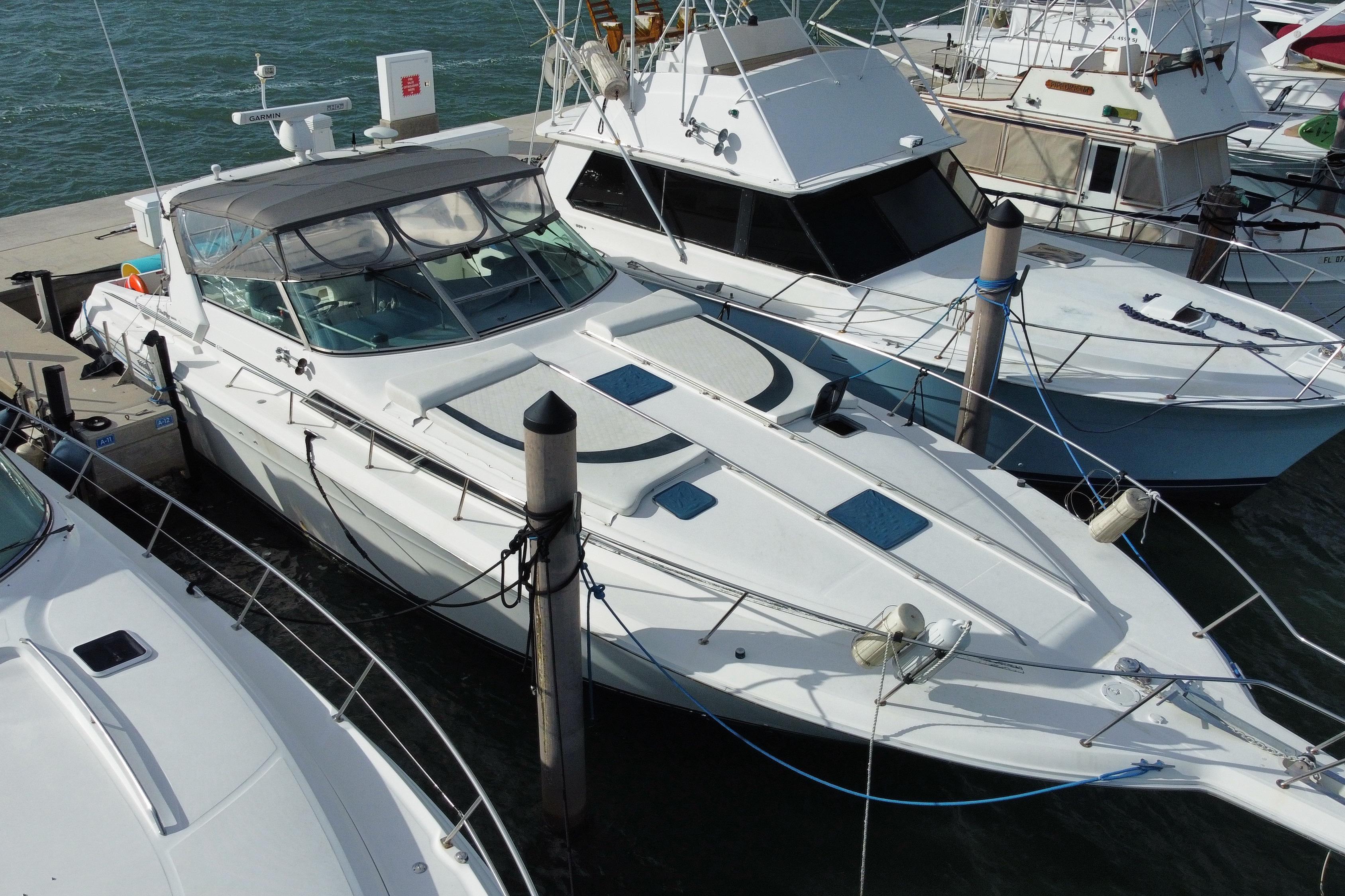 1990 Sea Ray 420 Sundancer