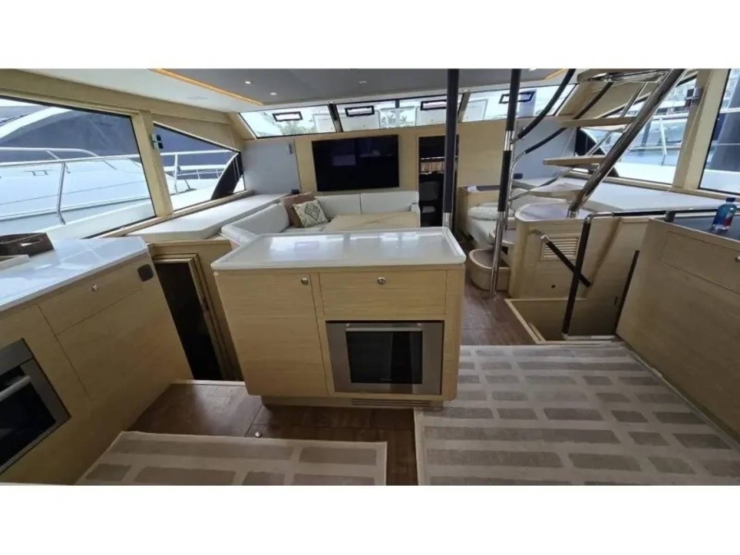 2025 Aquila 54 YACHT - Image 26
