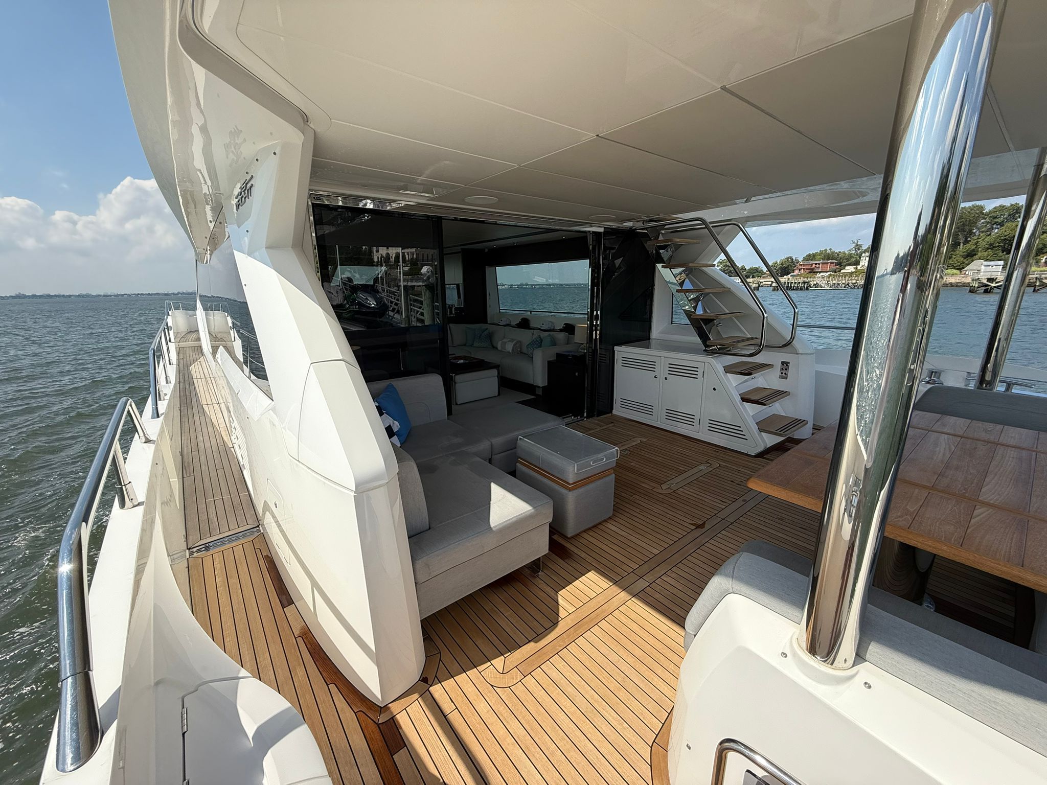 2021 Sunseeker 76 Yacht - 60