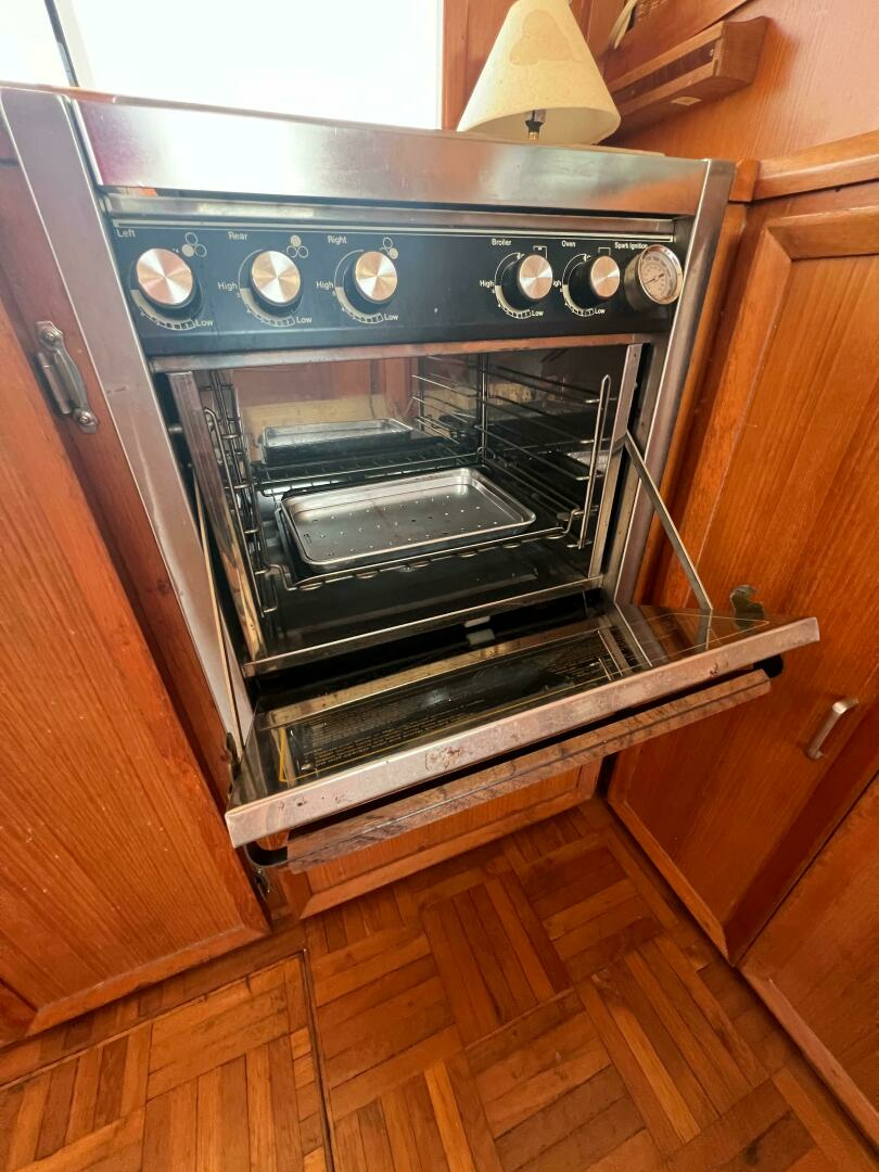 1987 Hershine Newburyport - Image 31