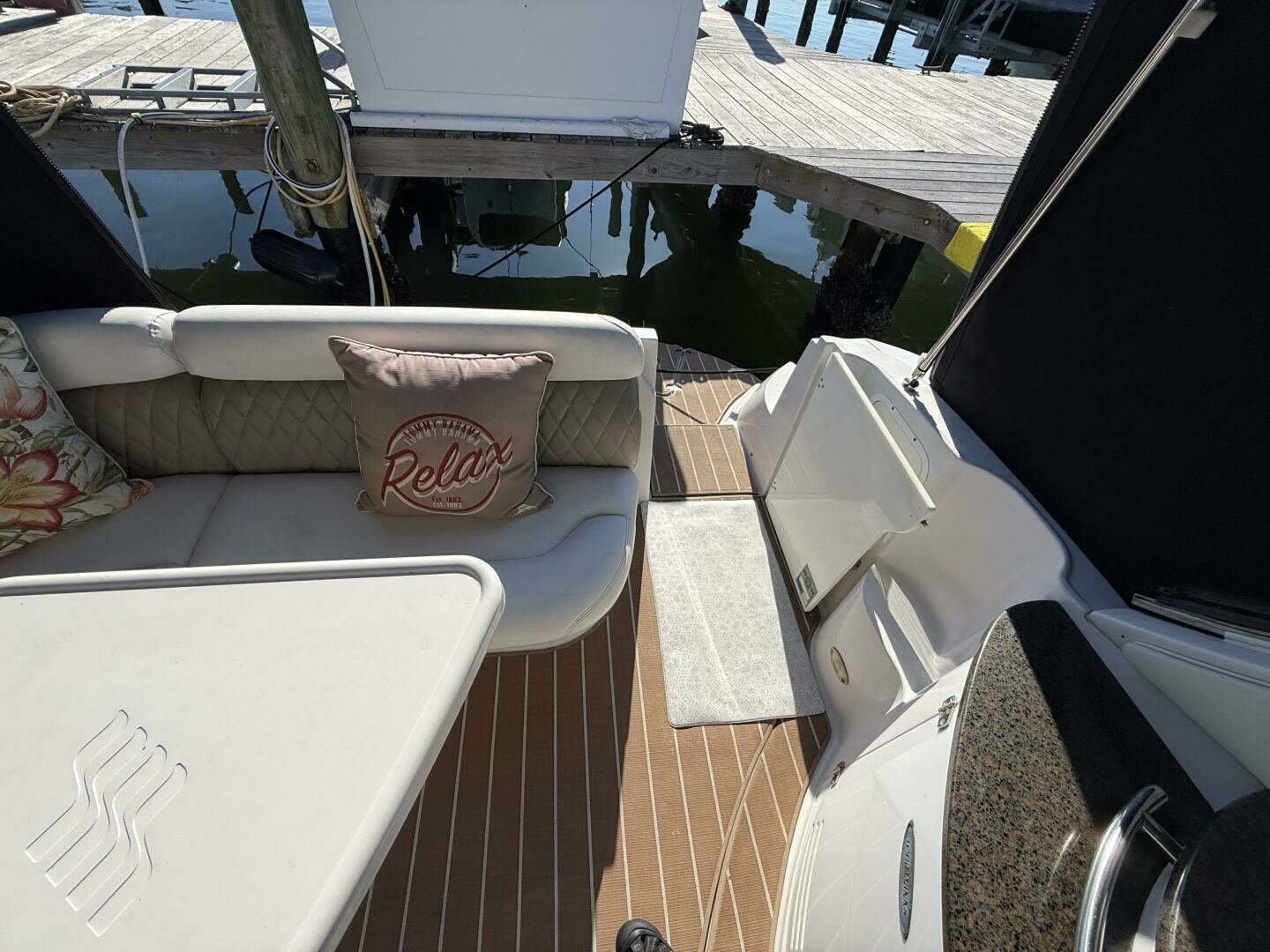 2006 Four Winns 318 Vista - Image 24