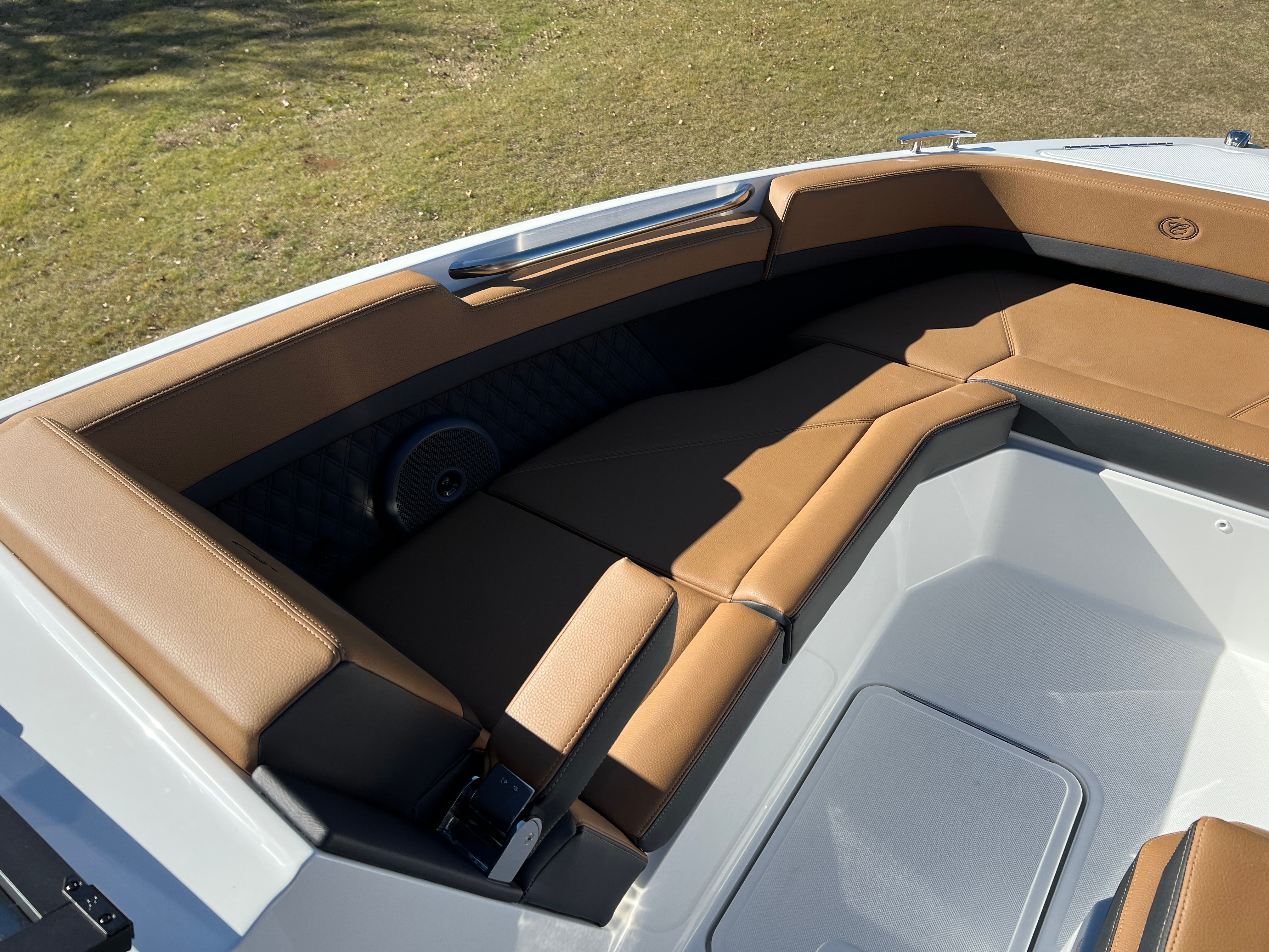 2026 COBALT R8 - Image 23