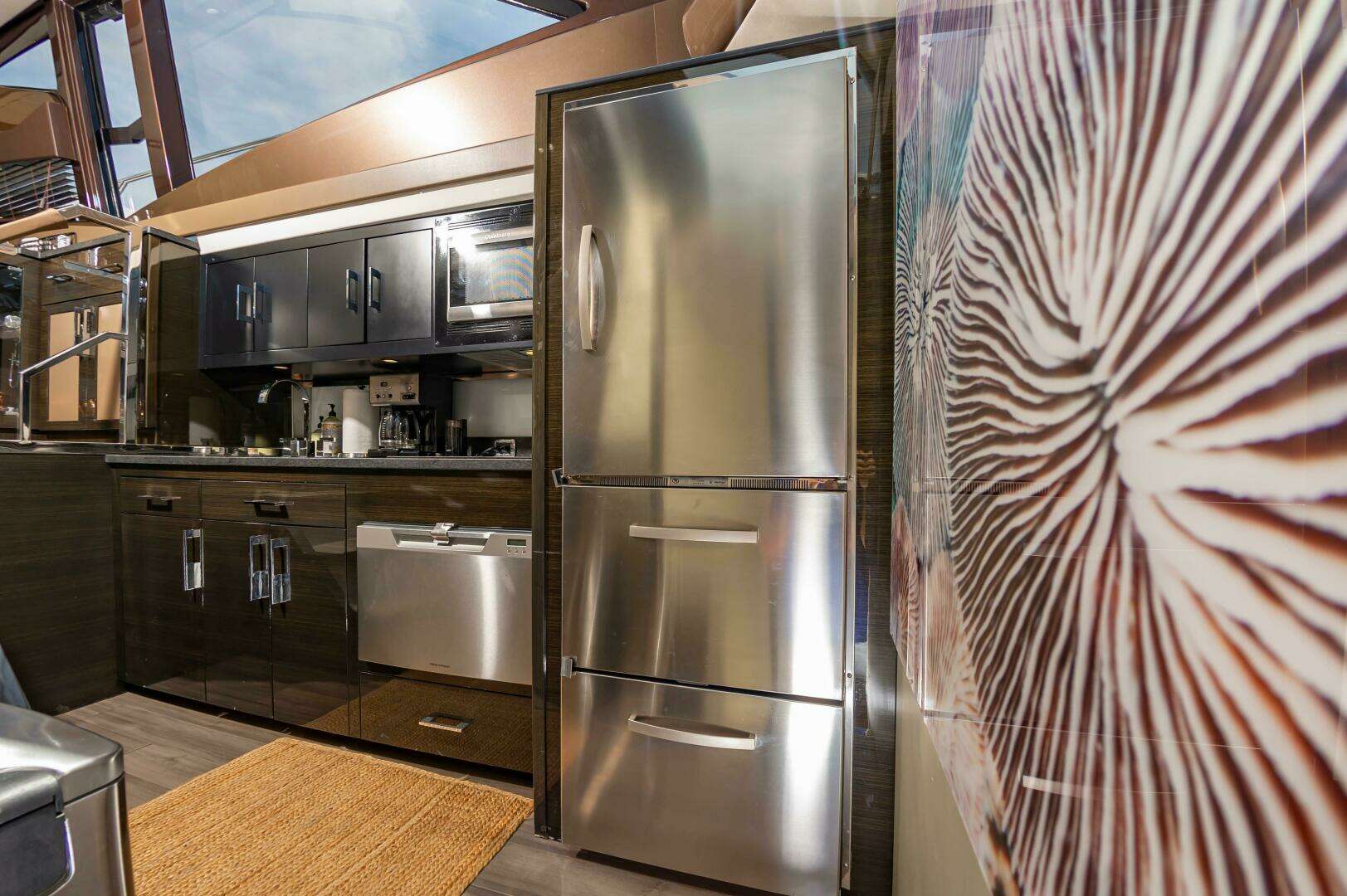 2013 Marquis 63 Sport Yacht - Image 39