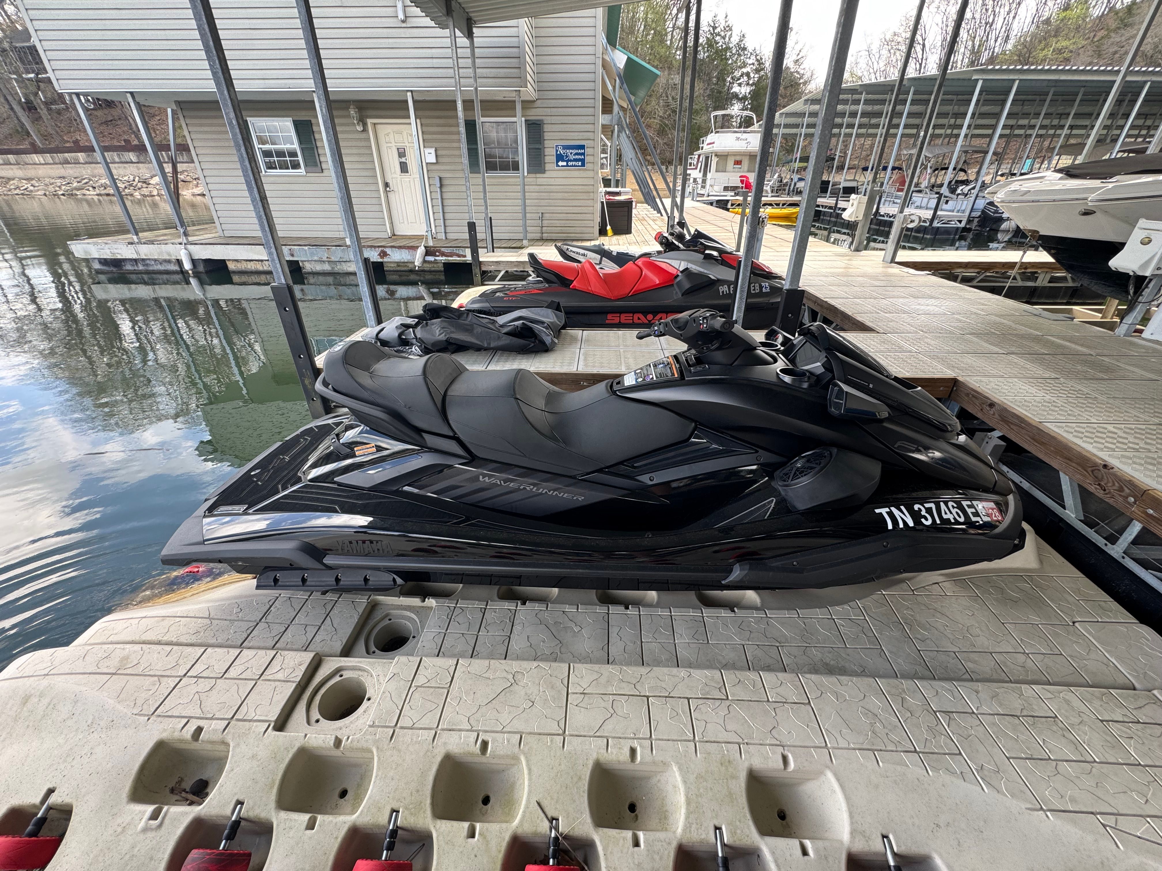 2025 Yamaha Boats FX CRUSIER SVHO - 2