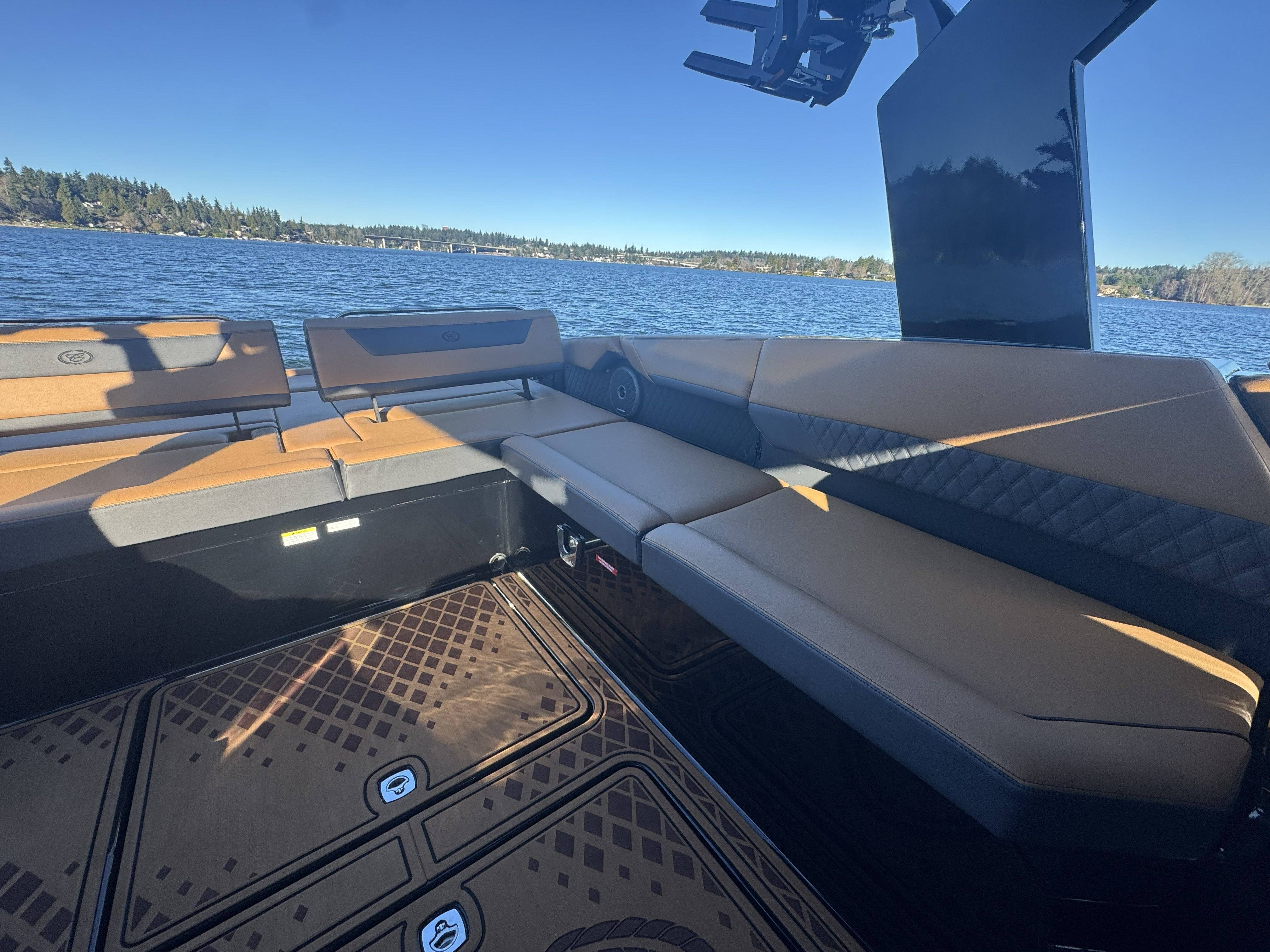 2026 Cobalt R31 Surf - 14