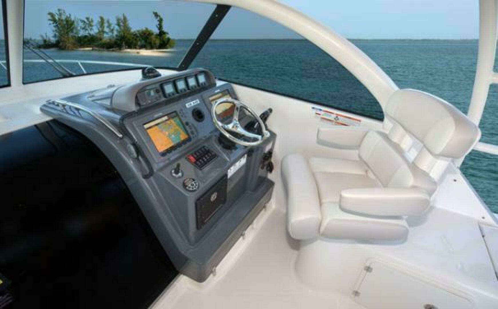 2012 Pursuit OS 345 Offshore - Image 12
