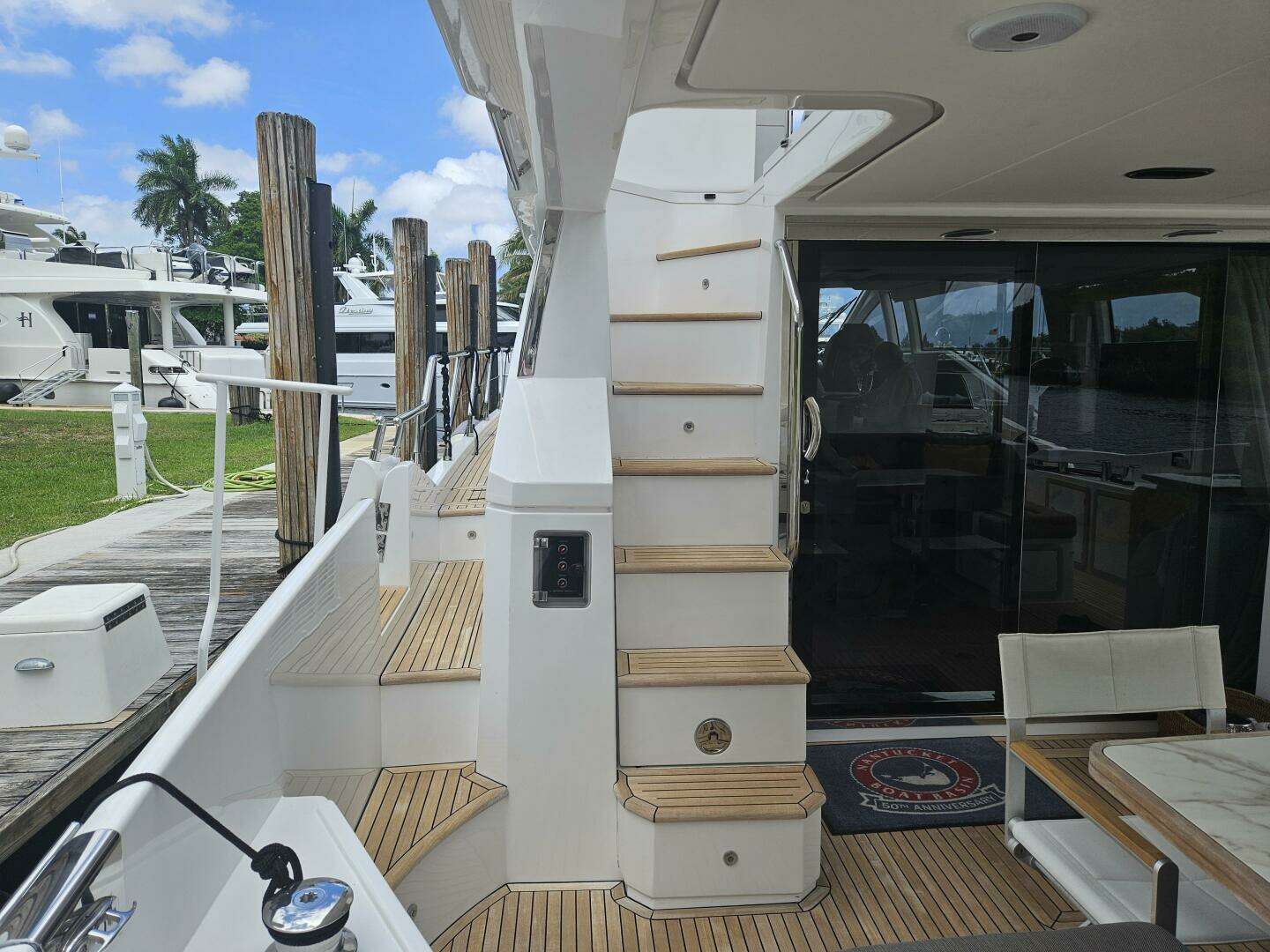 2022 Azimut 66 - Image 20