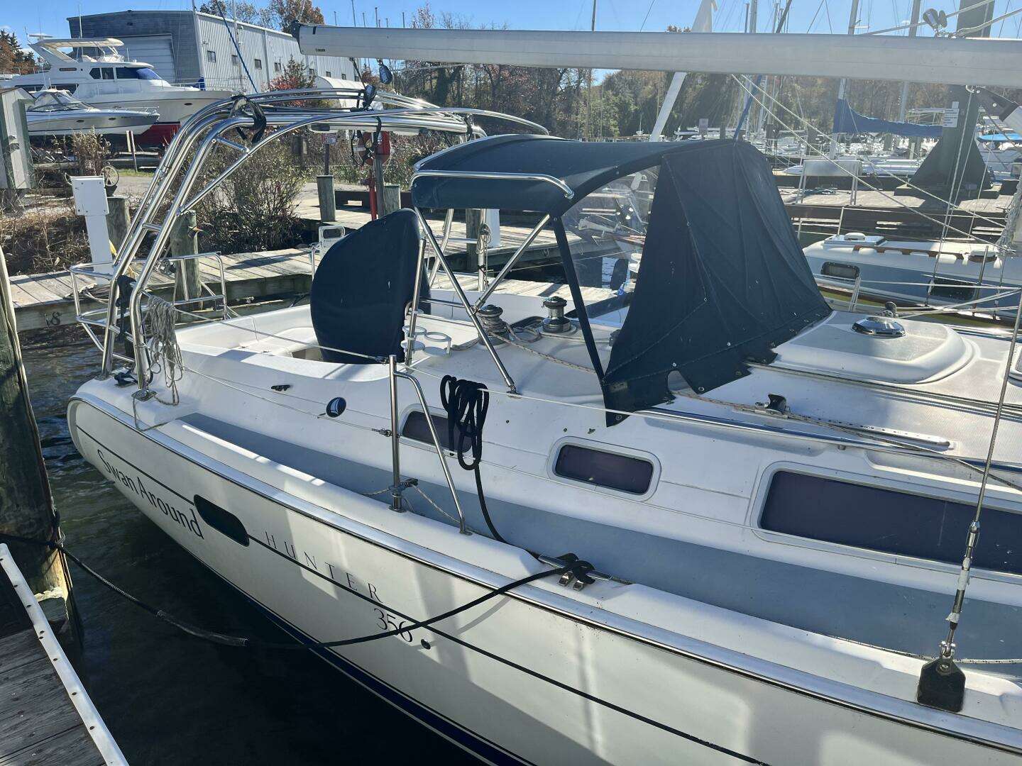 2003 Hunter 356 - Image 27