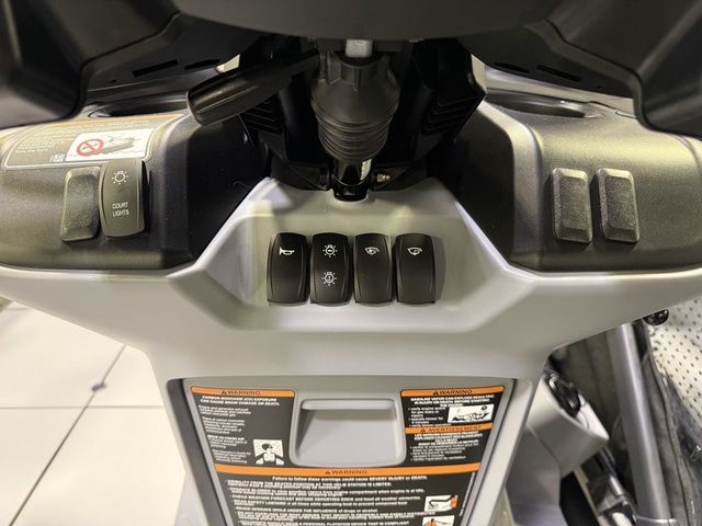 2026 Sea-Doo Switch Cruise™ 21 - 300 Hp - Tech Painted - 16