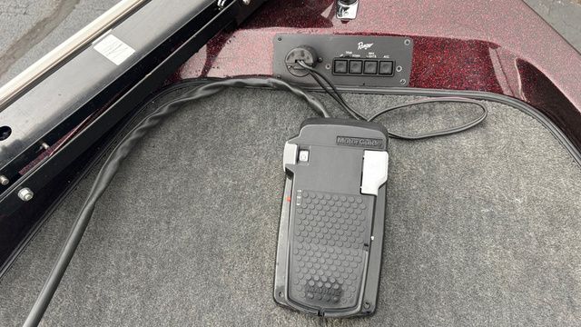 1996 Ranger R70 - 25