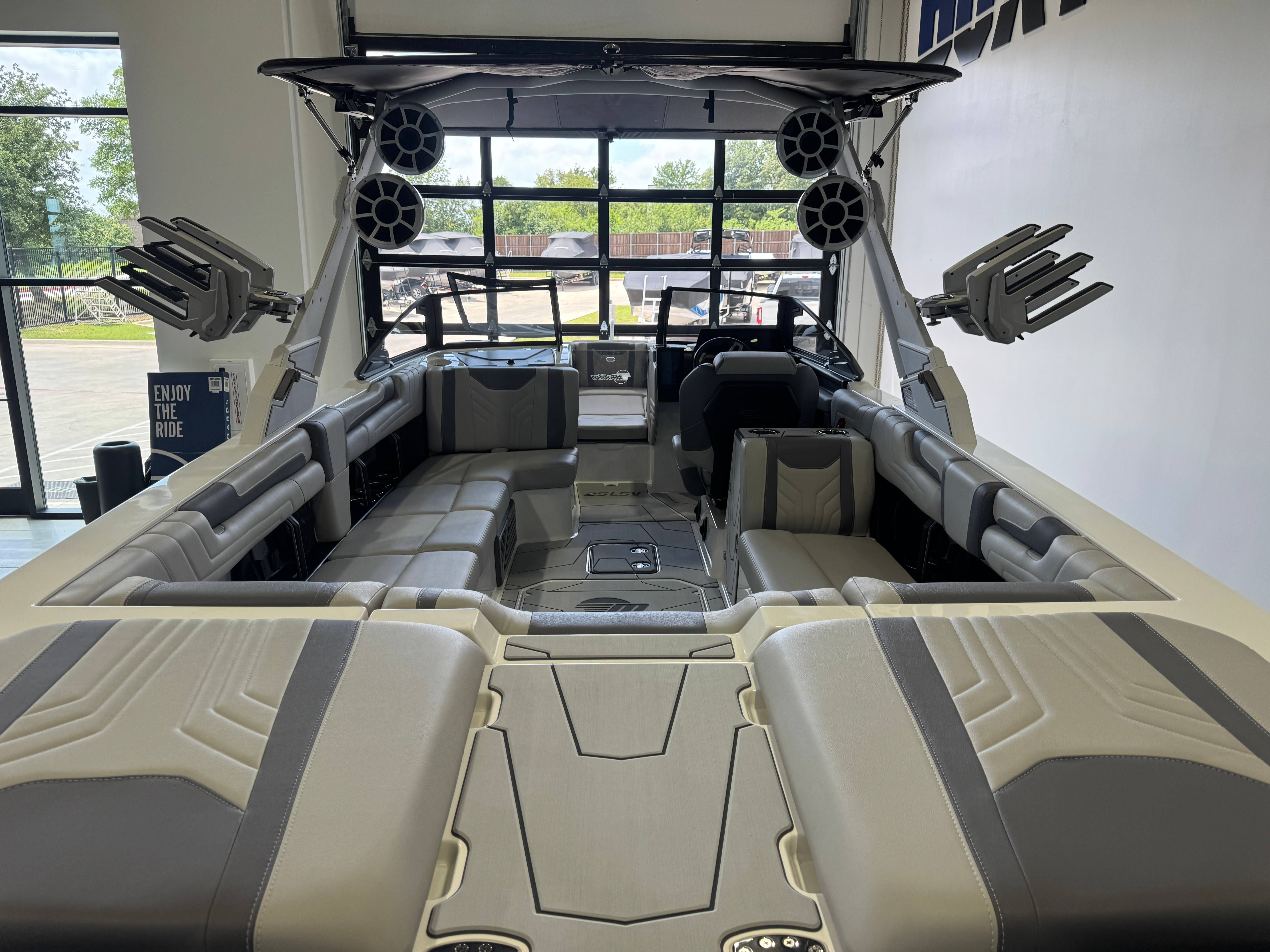 2026 Malibu Wakesetter 25 LSV - 9