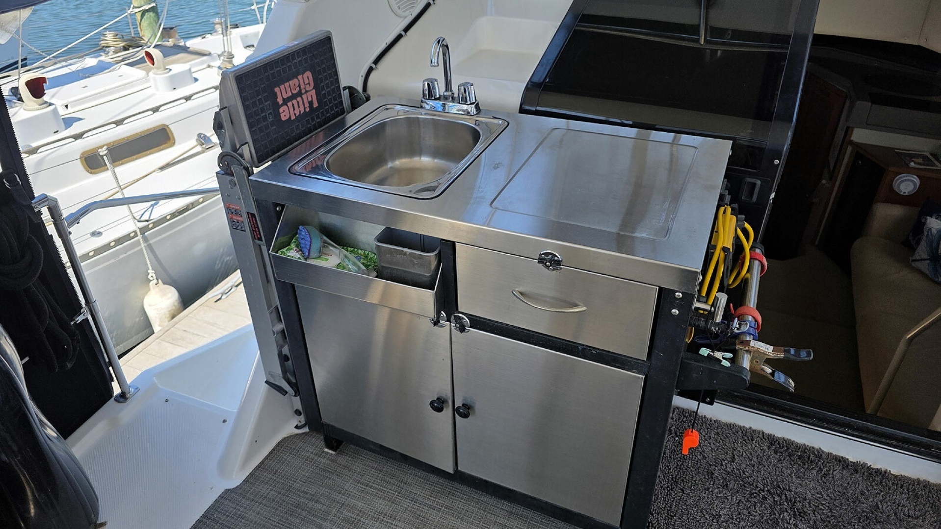 1999 Bayliner 4087 CPMY - Image 9