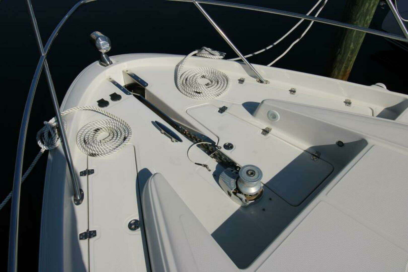 2002 Regal 4260 Commodore - Image 8