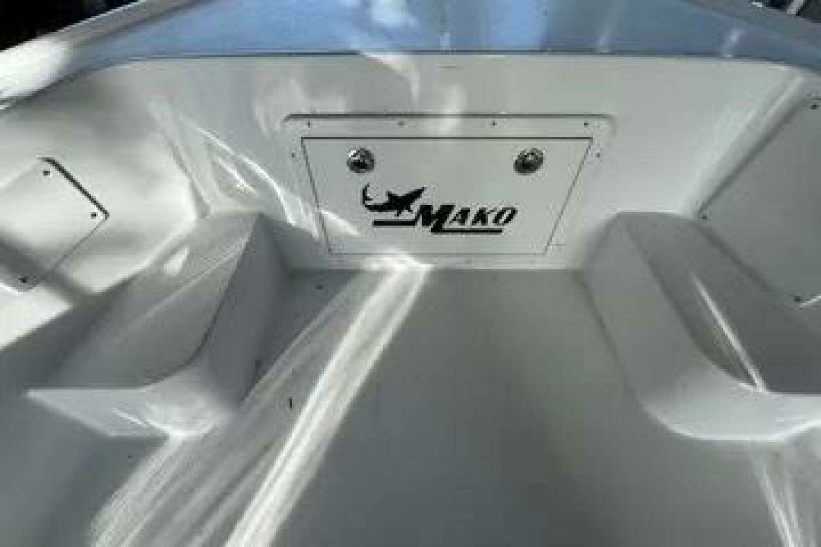 1986 Mako — - Image 9