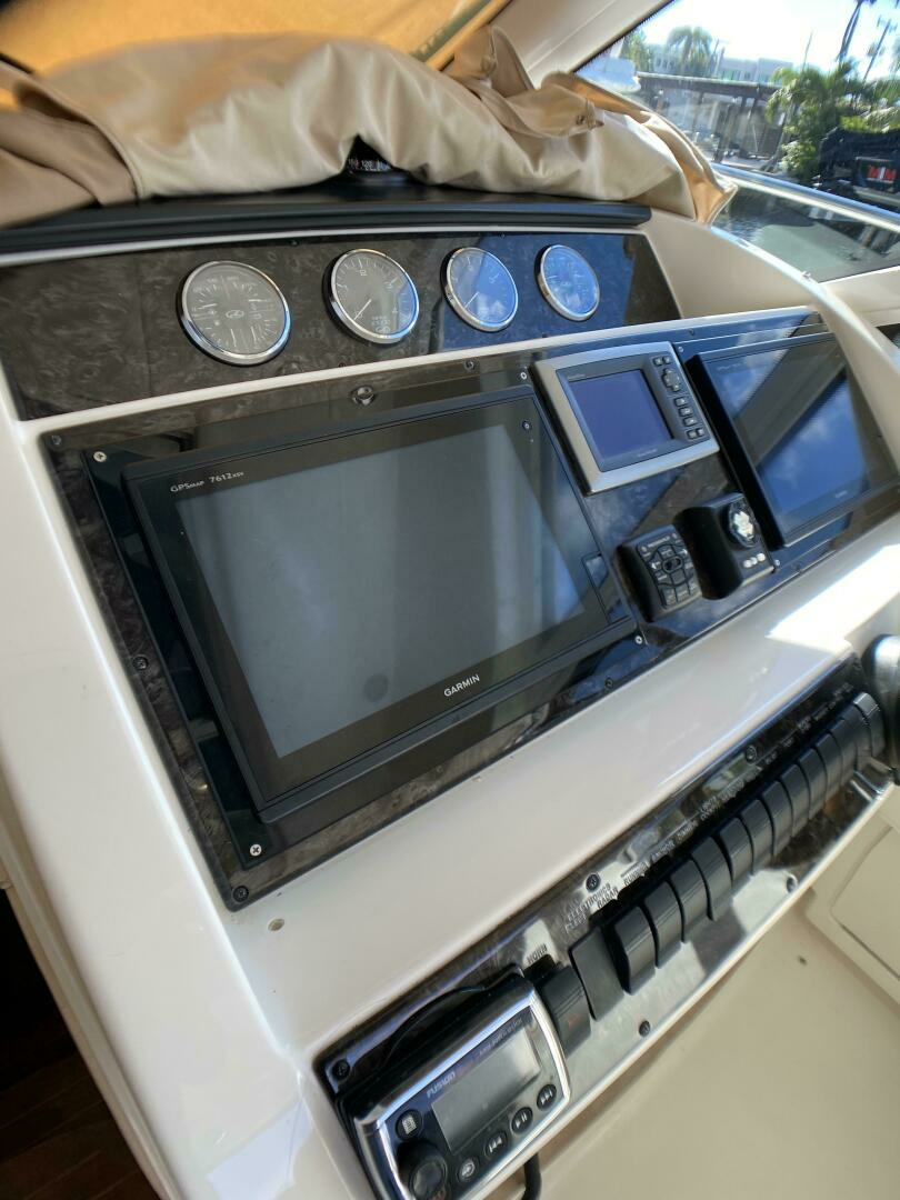 2010 Sea Ray 45 Sundancer - Image 40