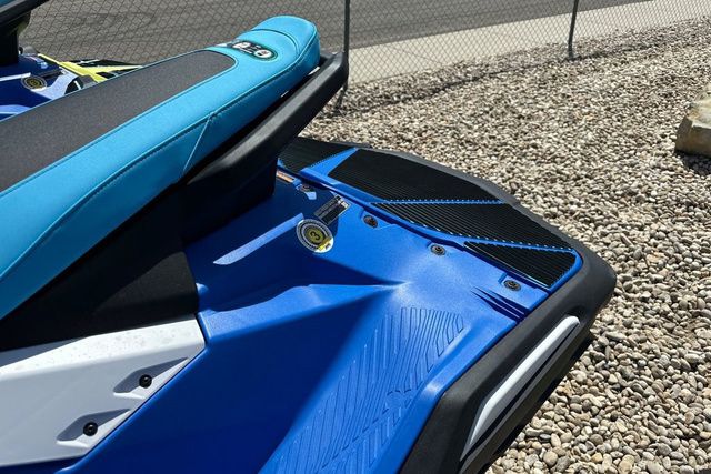 2026 Yamaha WaveRunner JETBLASTER DLX 3-AZURE BLUE/WHITE - 11