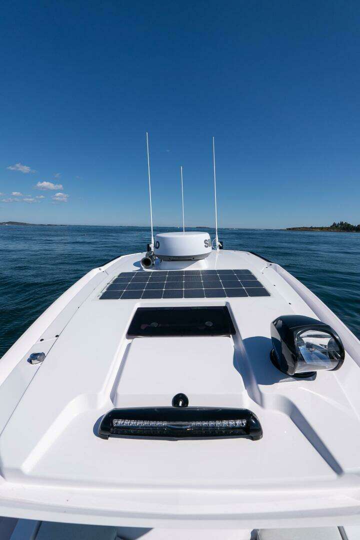 2025 Axopar CCX Center Console - Image 40