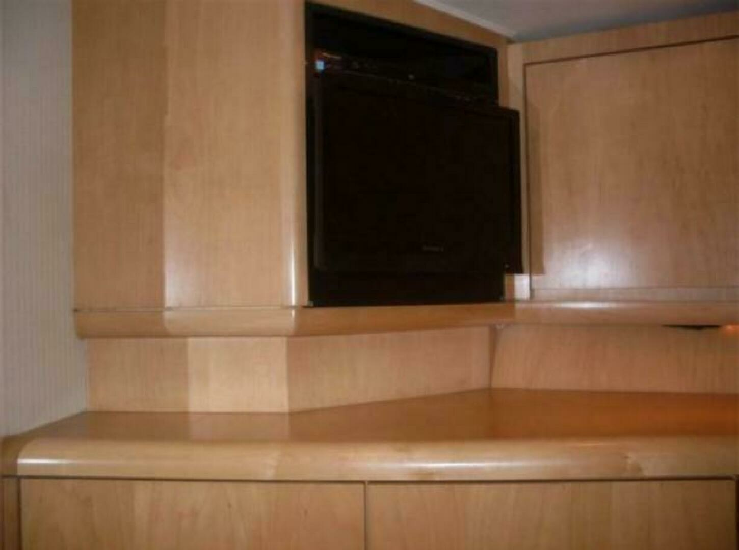 1998 Caterpillar Sportfish - Image 27