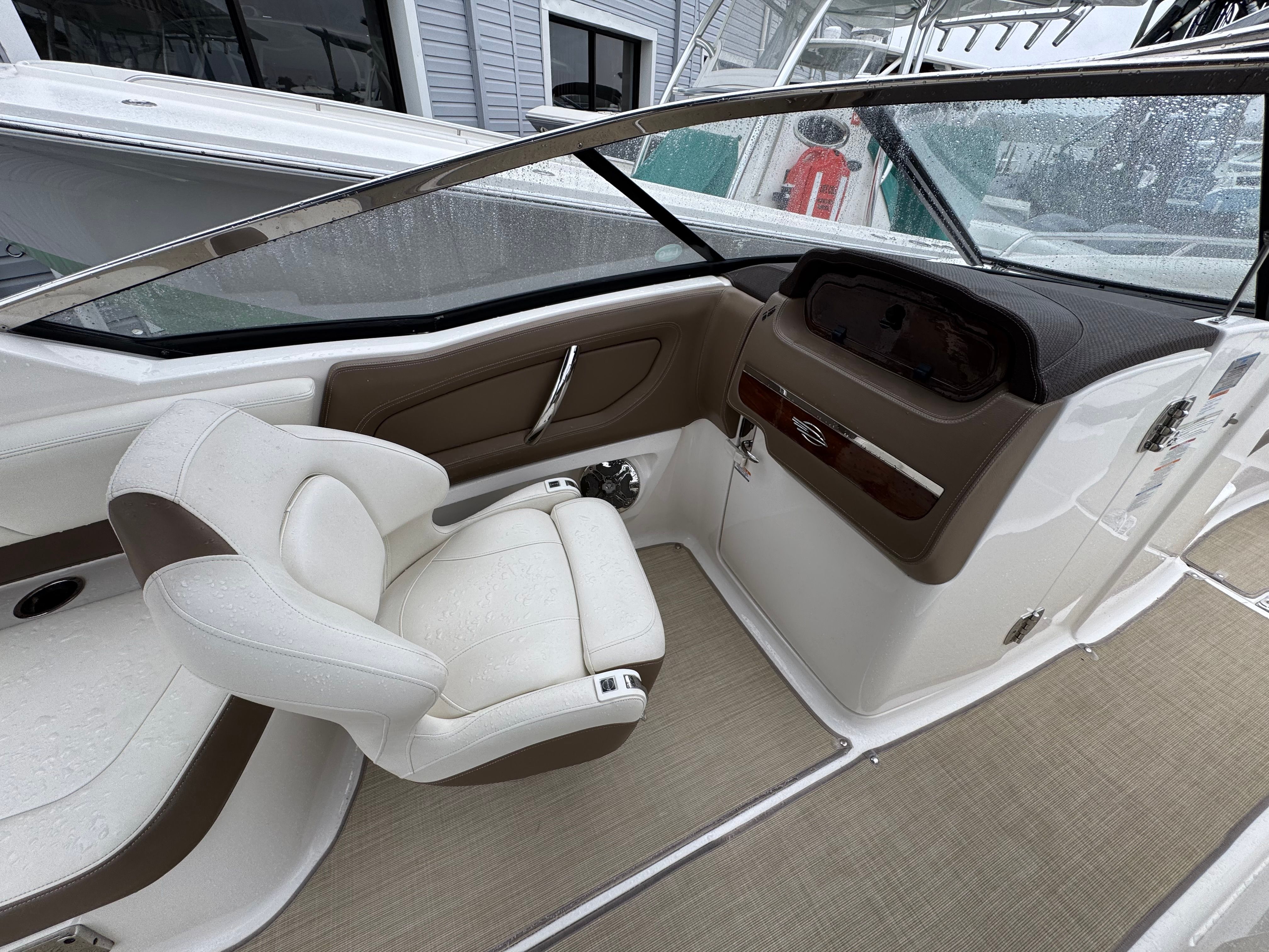 2014 CHAPARRAL 277 SSX - Image 9
