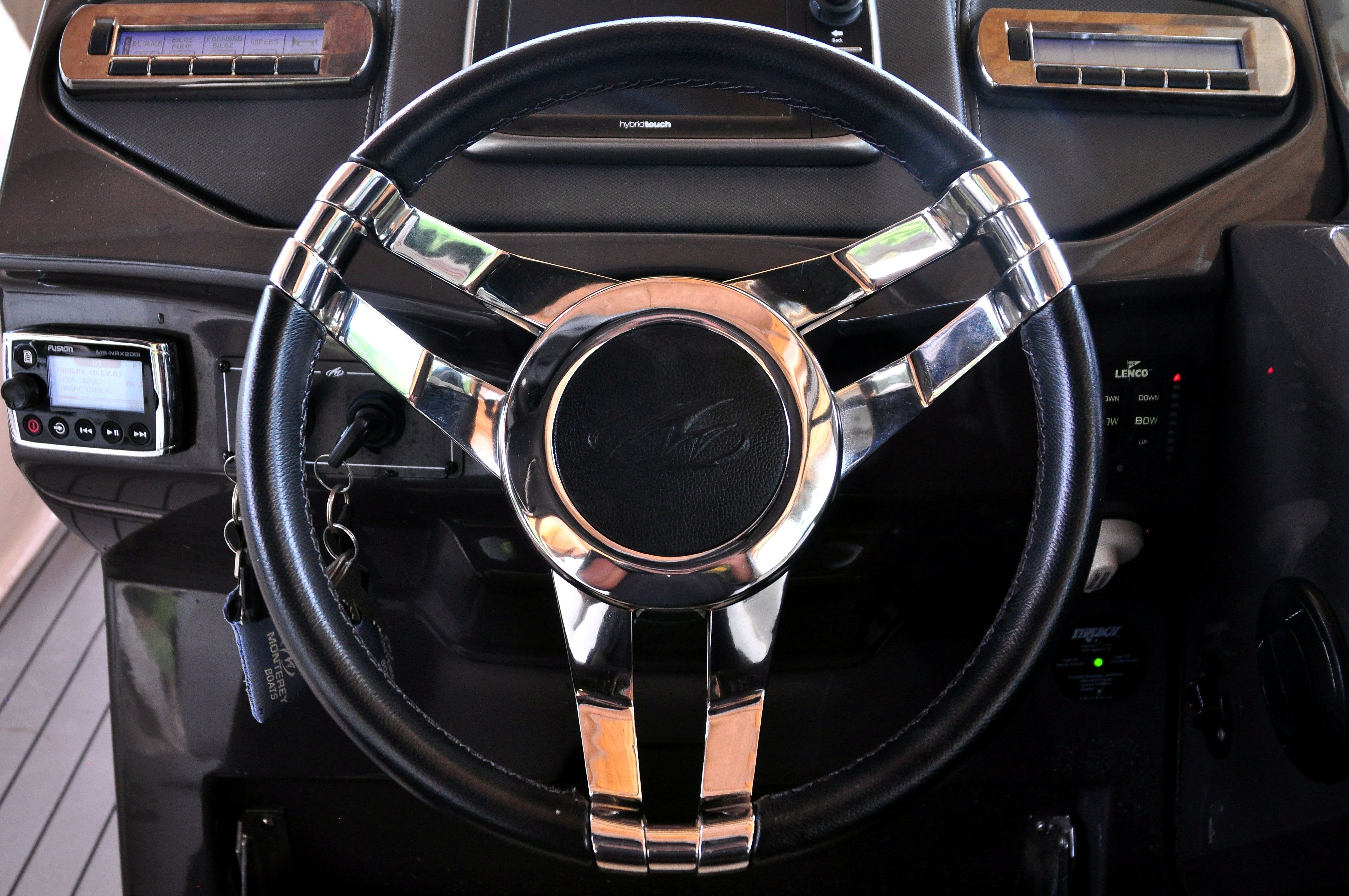 2014 Monterey 328SS Super Sport - 71