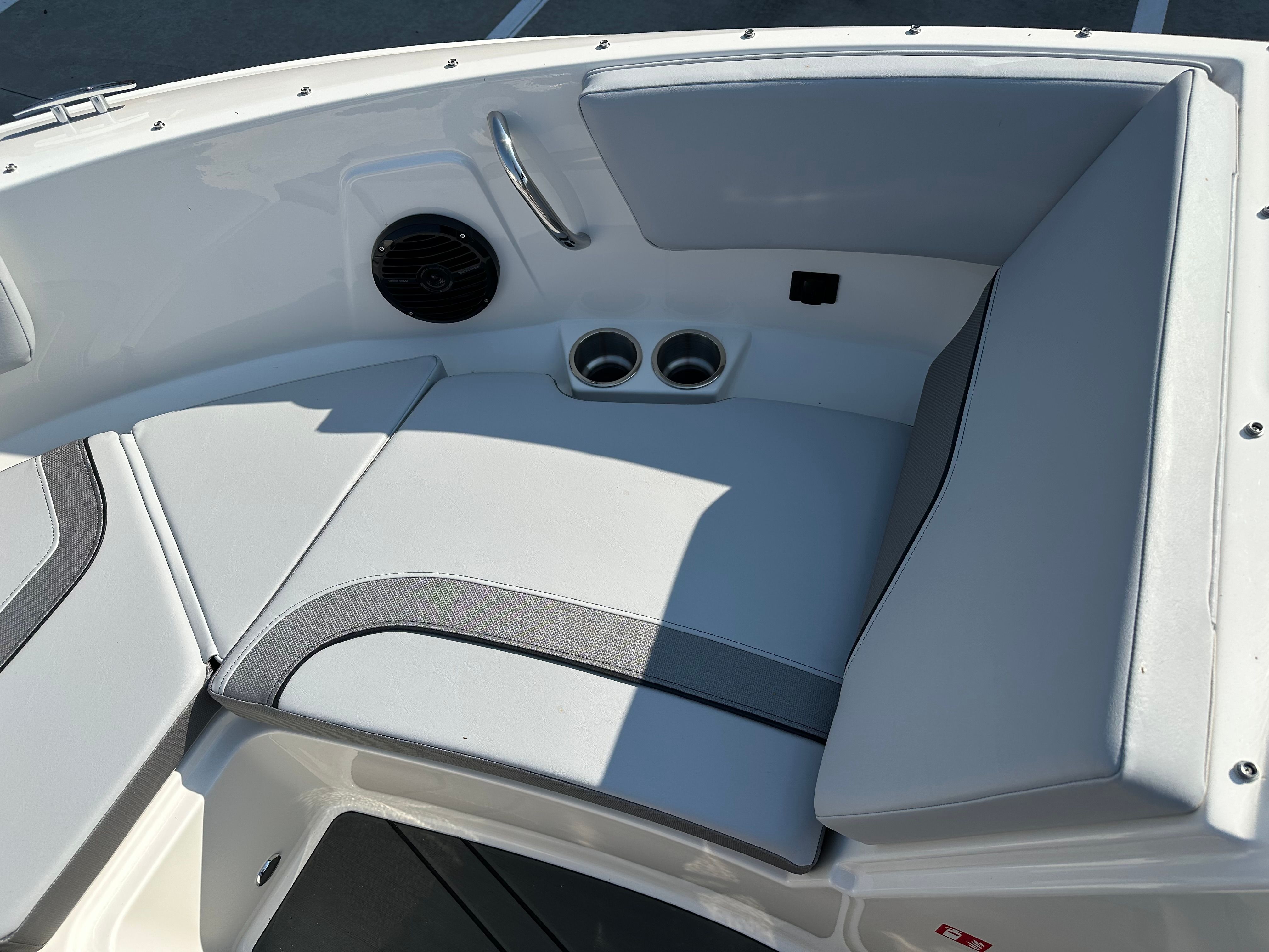2026 Bayliner V20i - 28