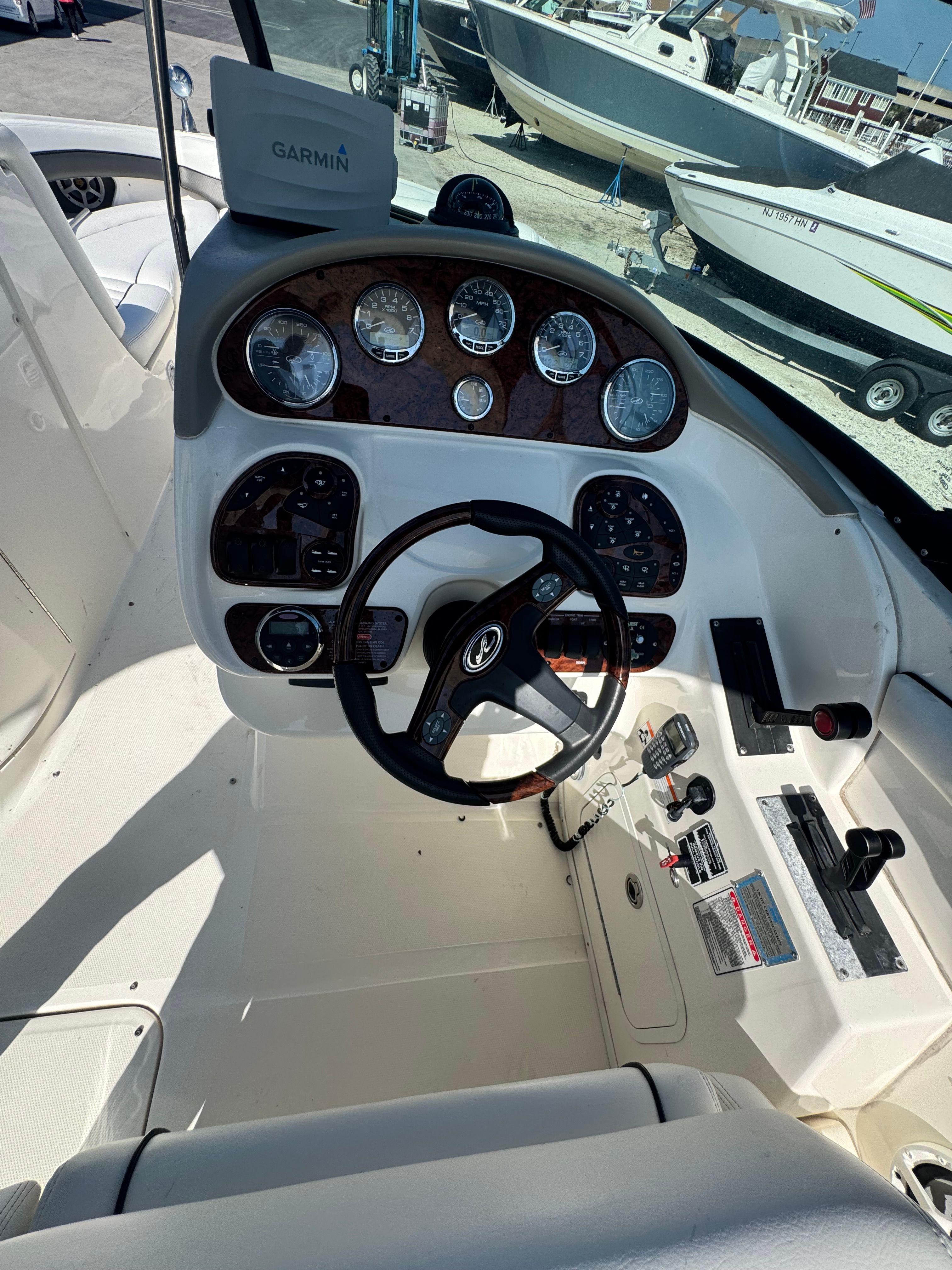 2007 Sea Ray 290 SLX - 11