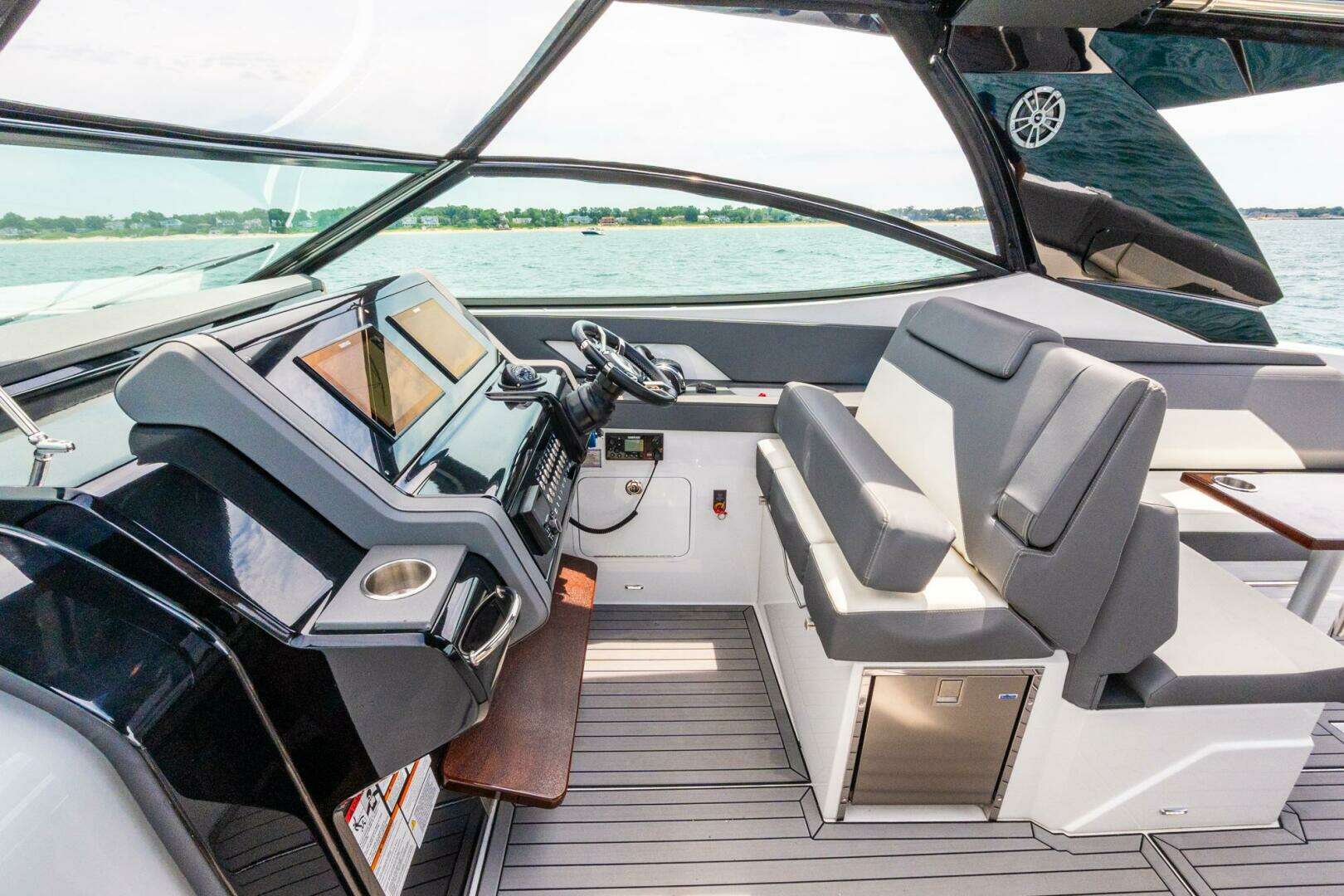 2021 Cruisers Yachts — - Image 41