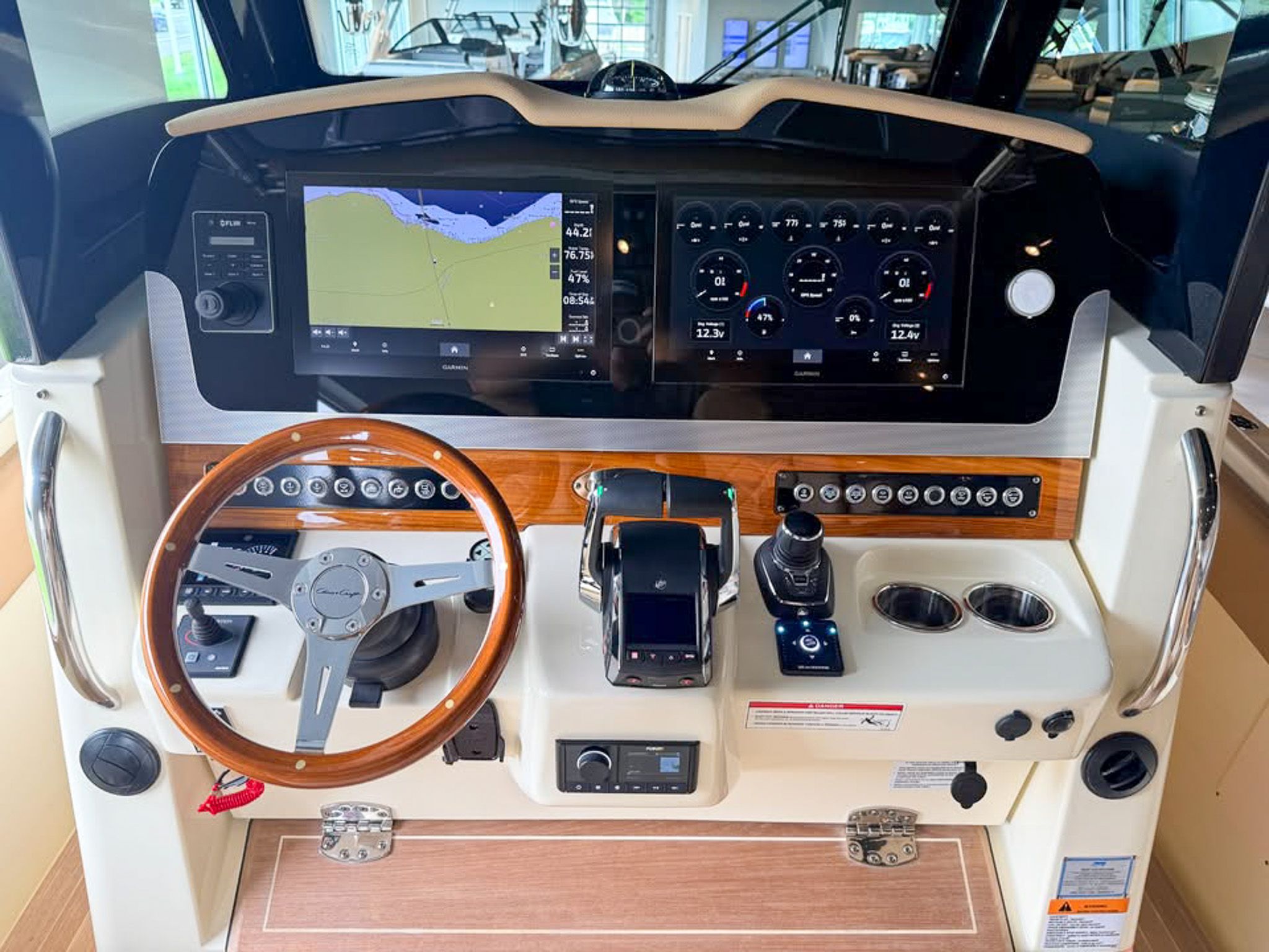 2024 Chris-Craft Catalina 30 Heritage Edition - 5