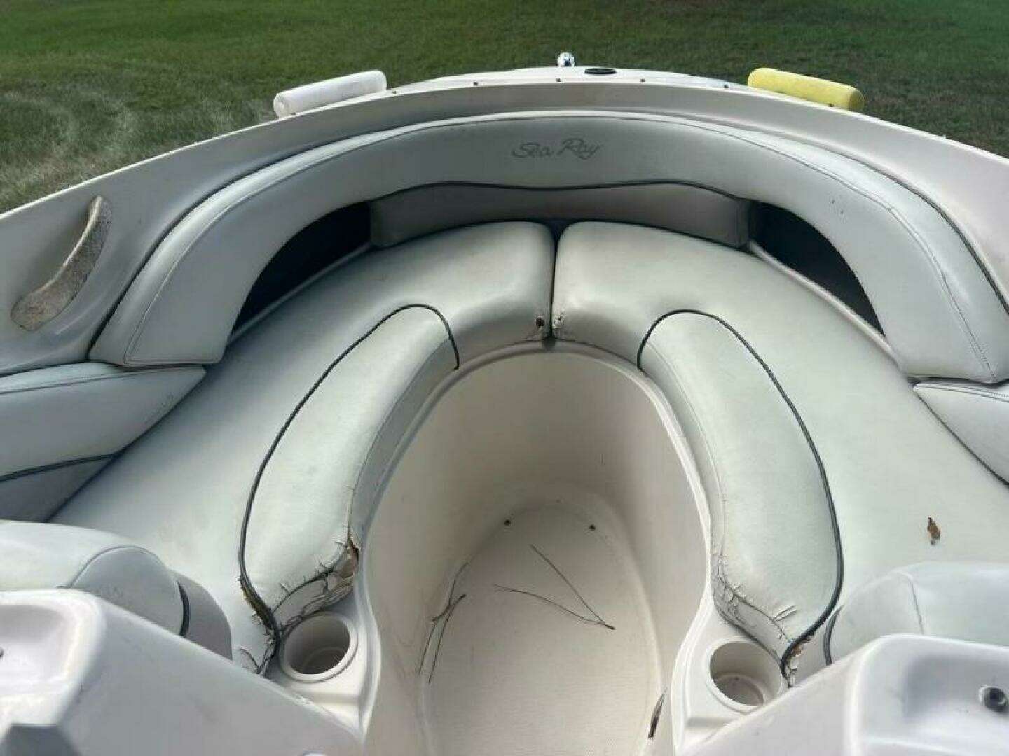 2003 Sea Ray 220 Bow Rider - Image 18