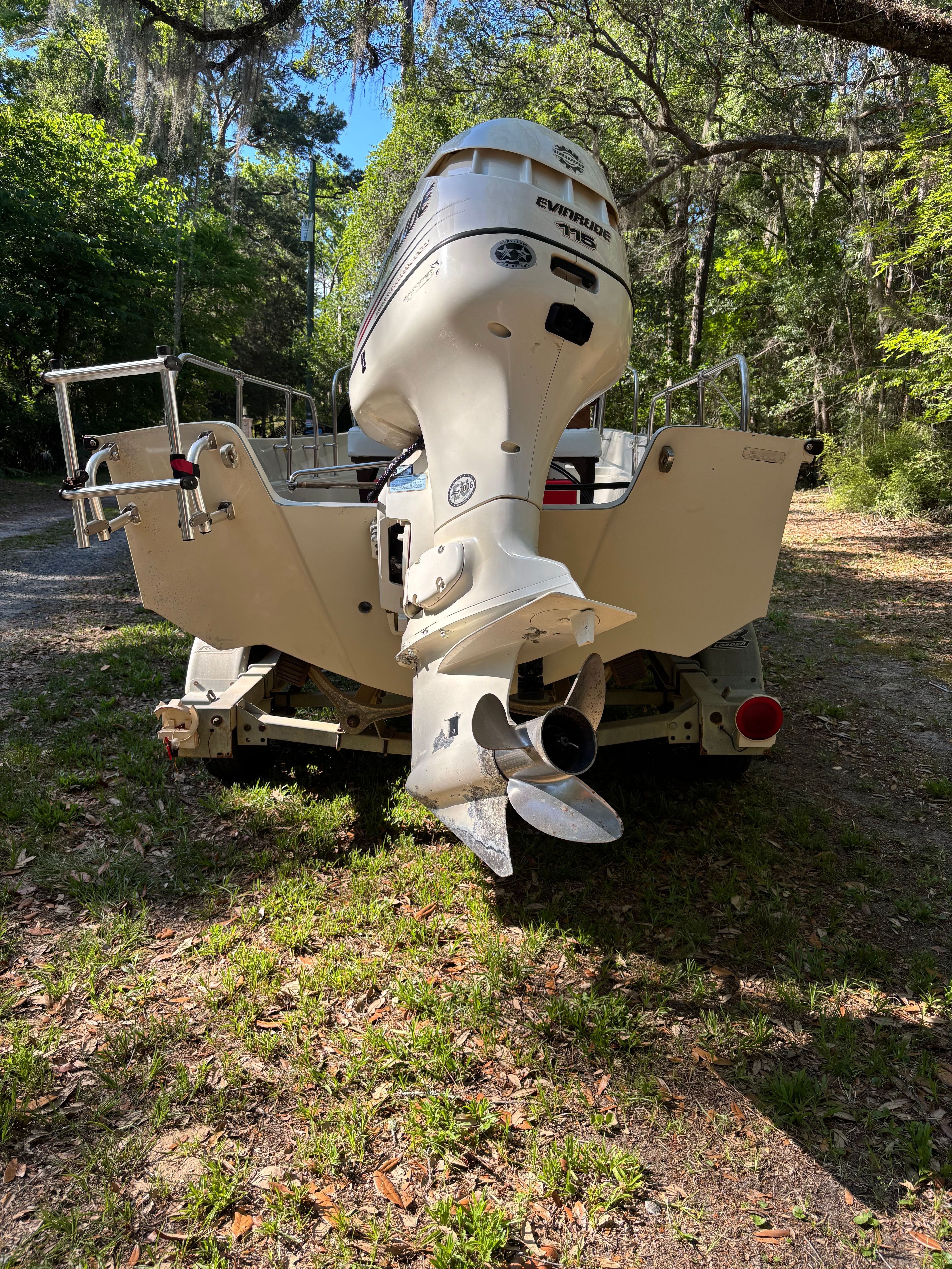 1987 Boston Whaler 17 Montauk - 3