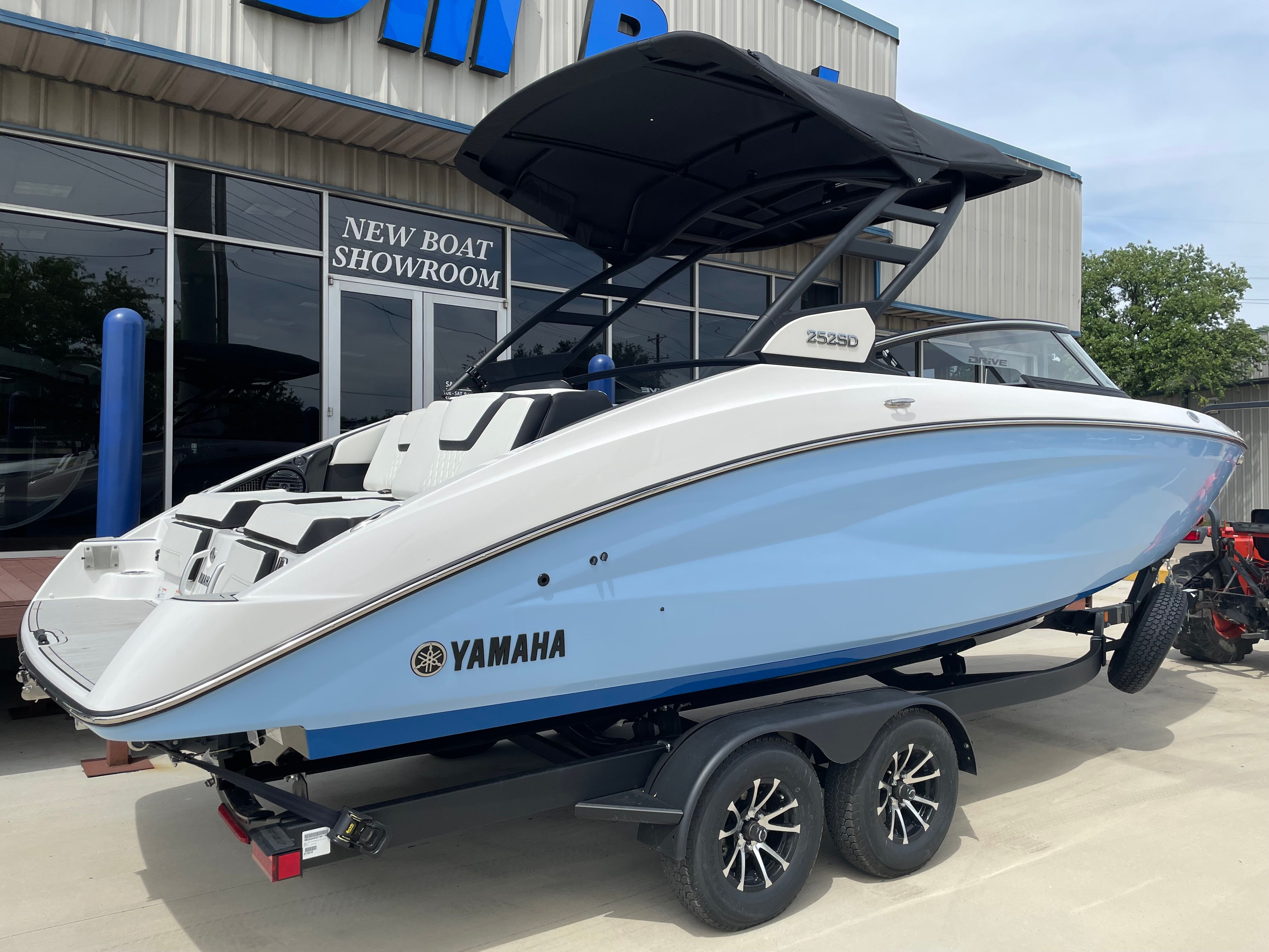 2026 YAMAHA 252 SD - Image 3