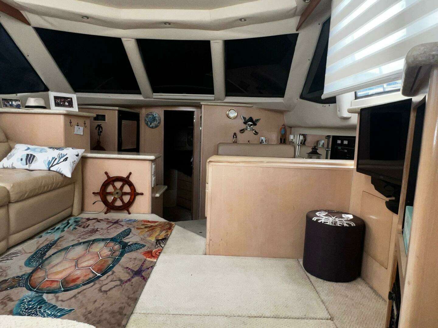 1999 Carver 356 Aft Cabin - Image 37