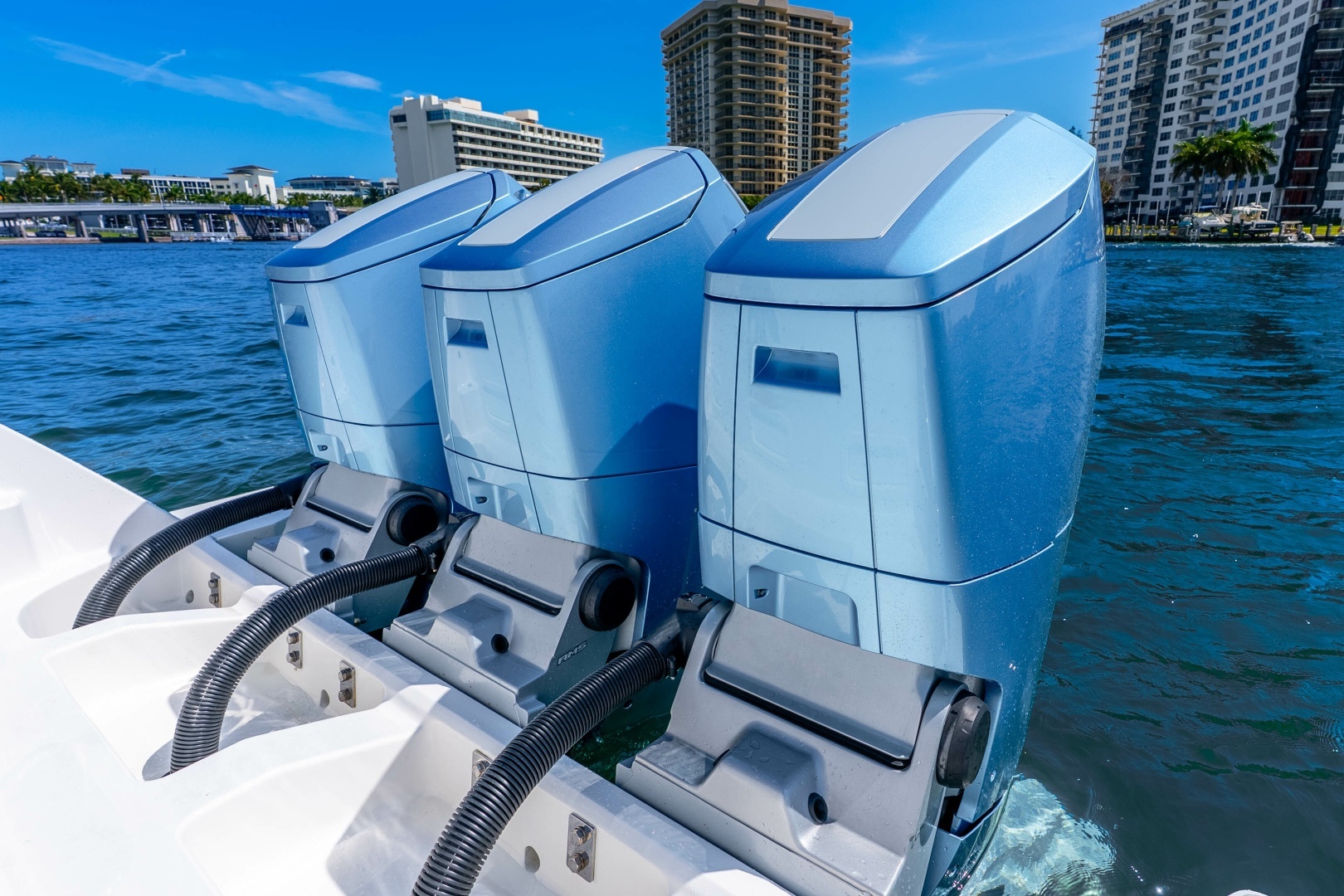 2015 Intrepid — - Image 28