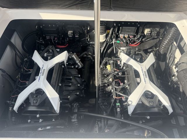 2026 Yamaha Boats 222 FSH Sport E - 23
