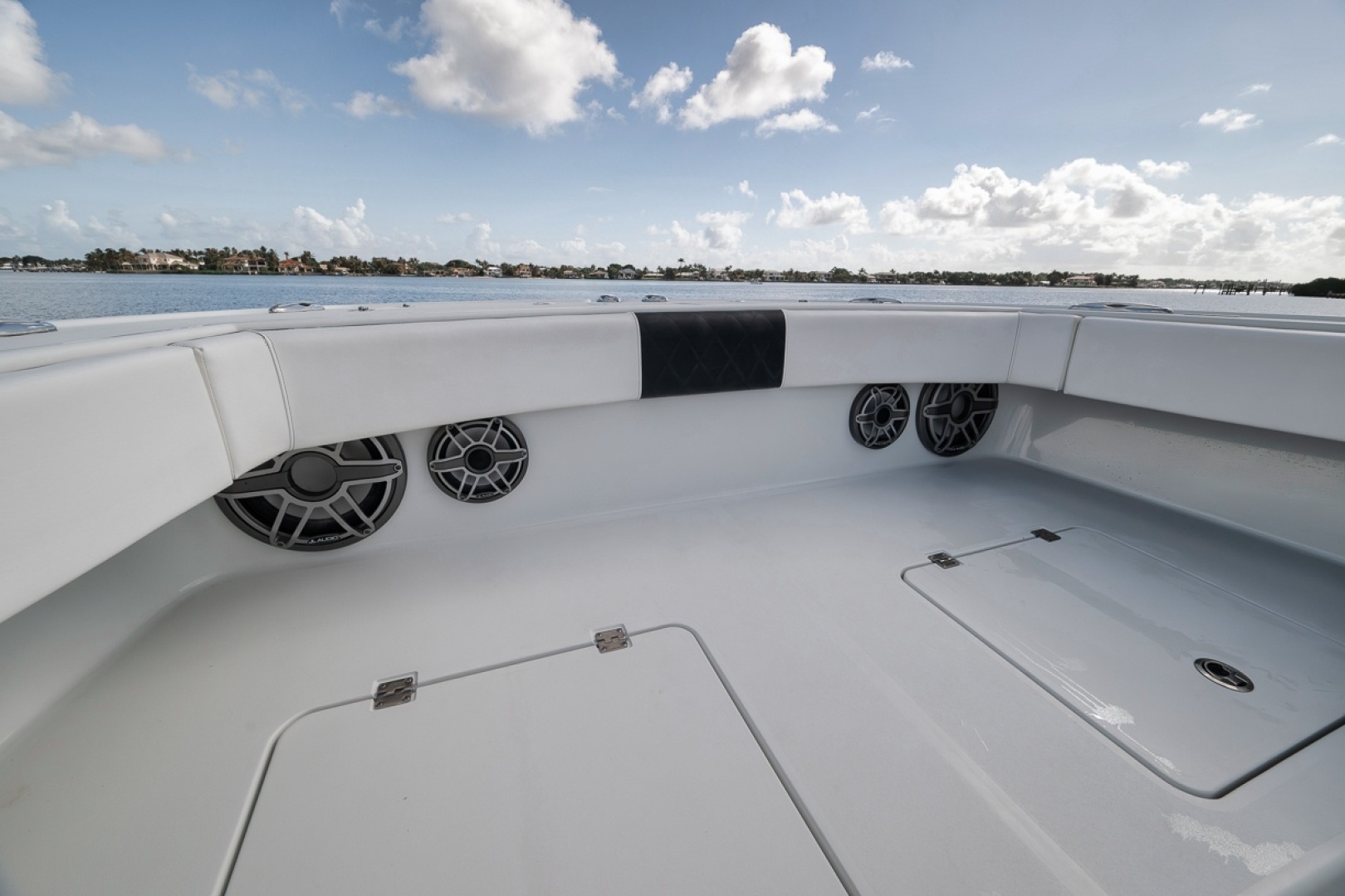 2020 Freeman 42LR - Image 14
