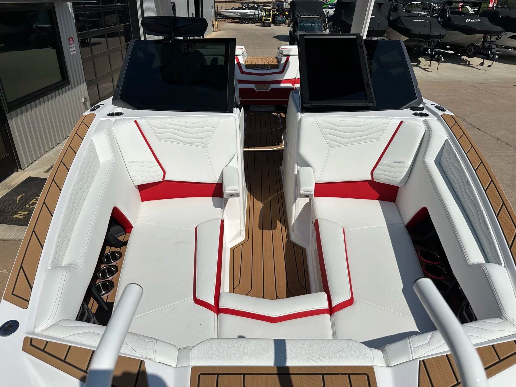 2026 Nautique G25 - 36
