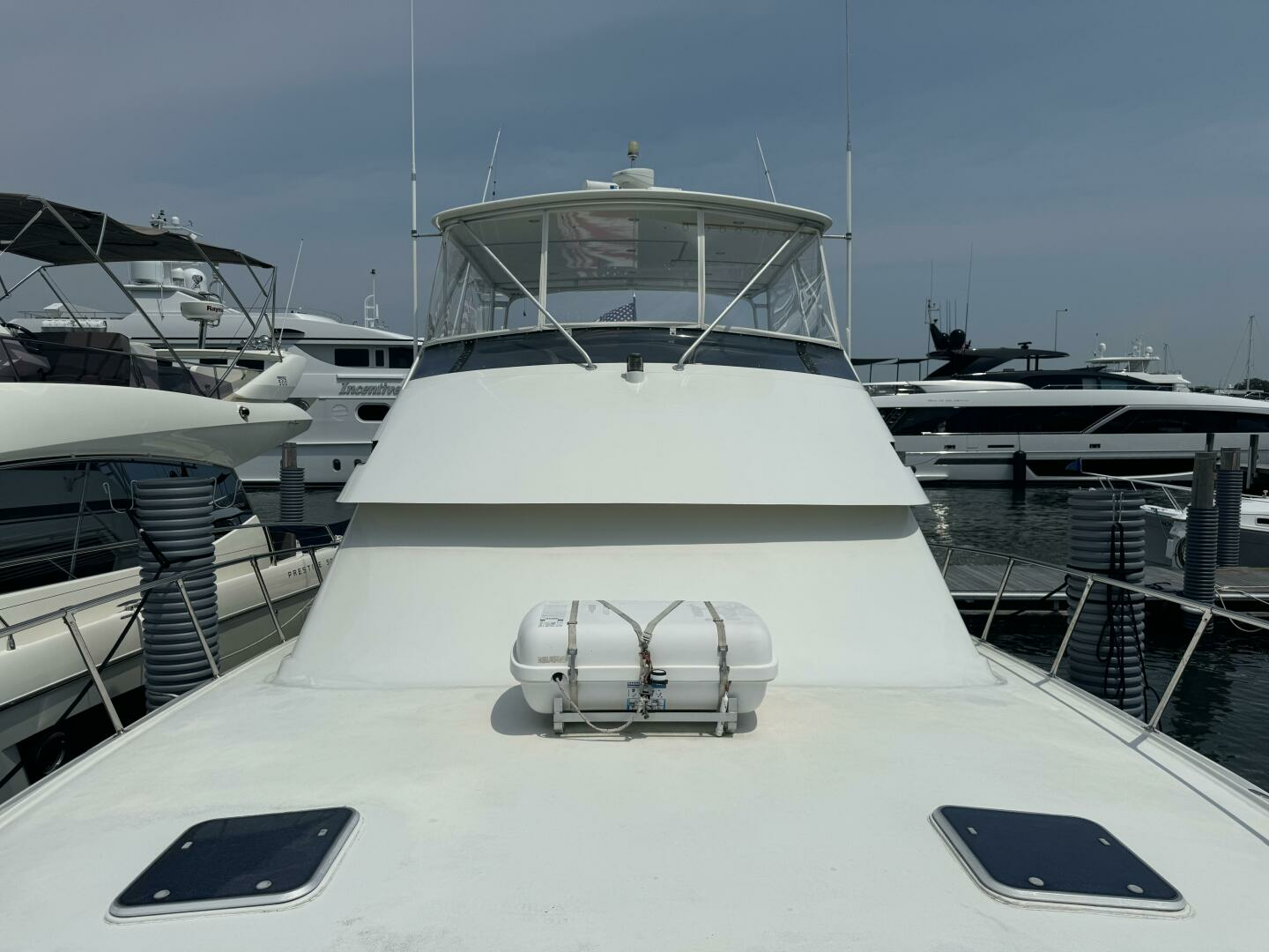 1994 Hatteras 54 Yacht - Image 20