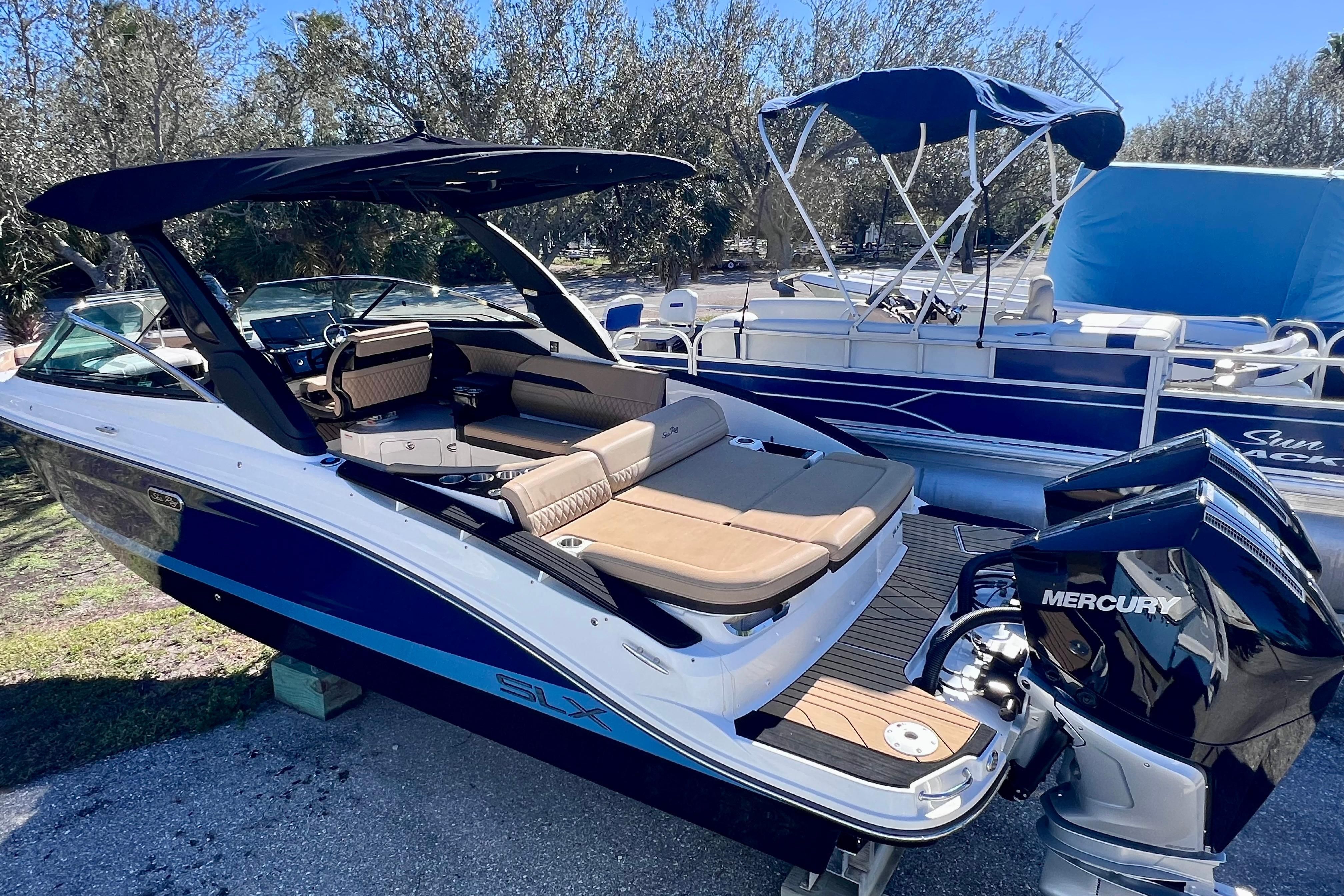 2023 Sea Ray SLX 280 - 16
