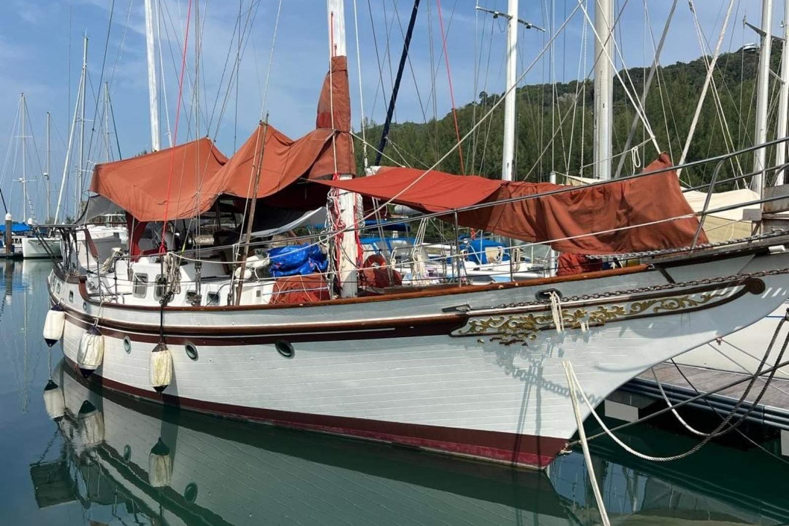 1982 Vagabond 47