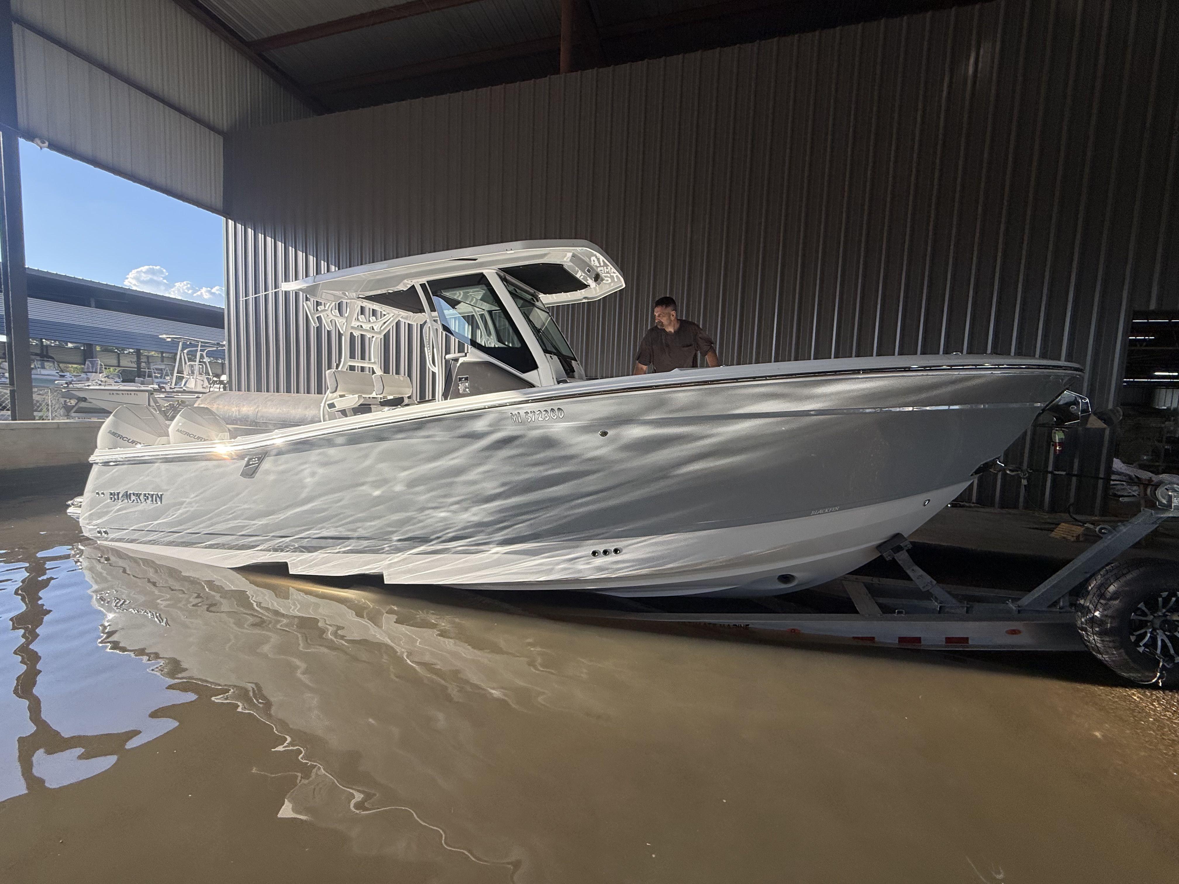 2023 Blackfin 302 CC - 10