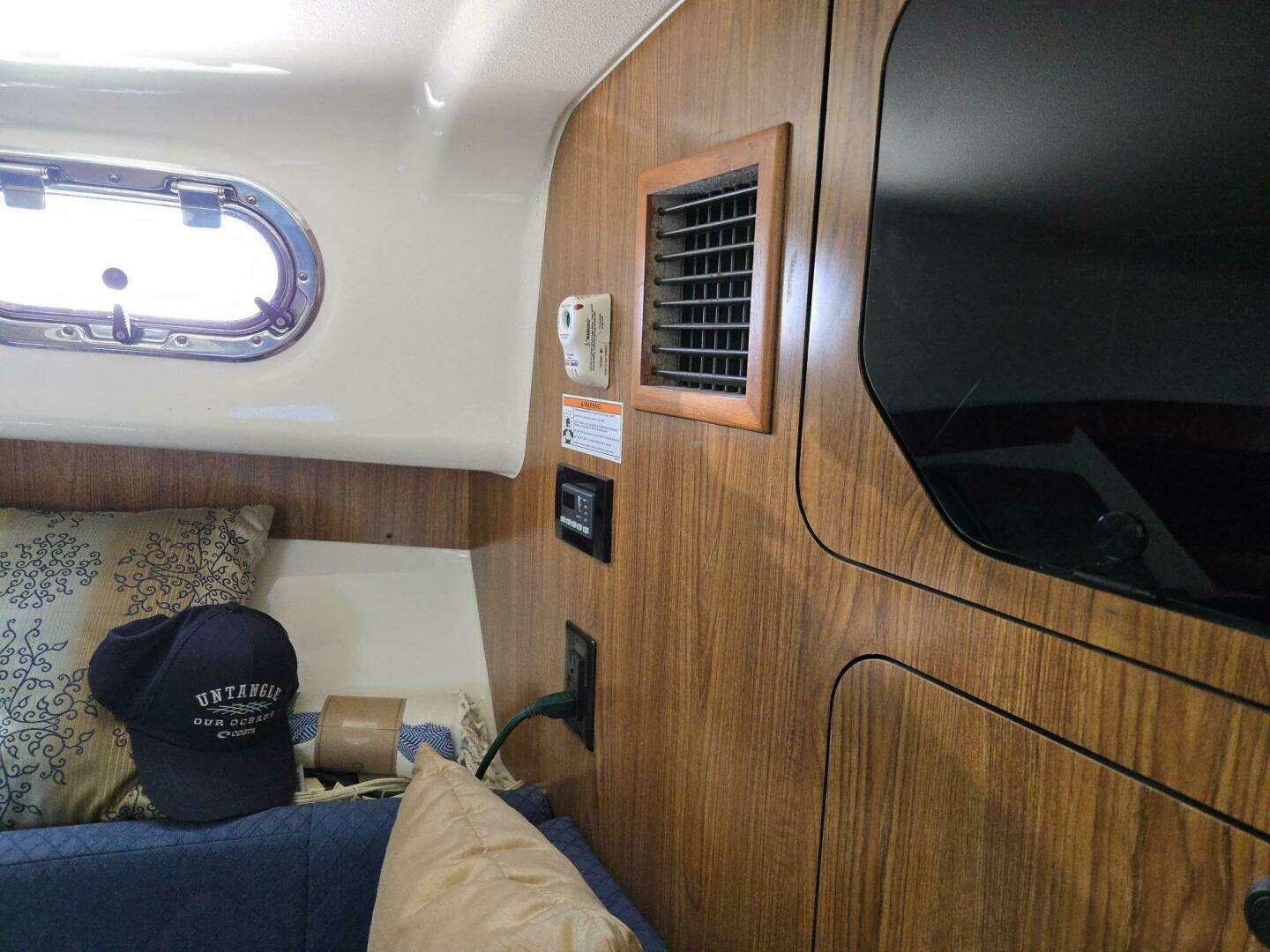 2013 Pursuit 345 Offshore - Image 37
