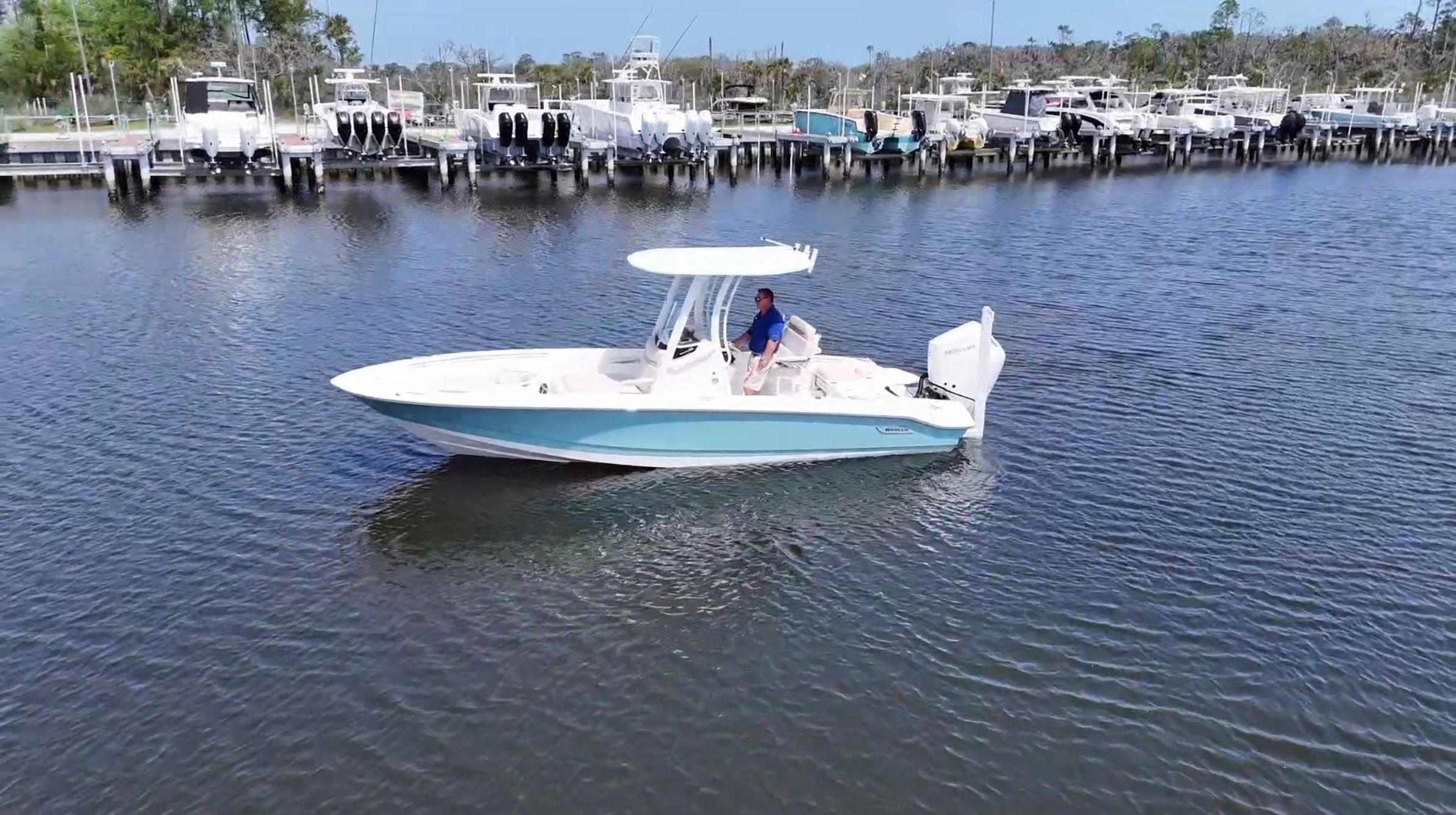 2026 Boston Whaler 250 Dauntless