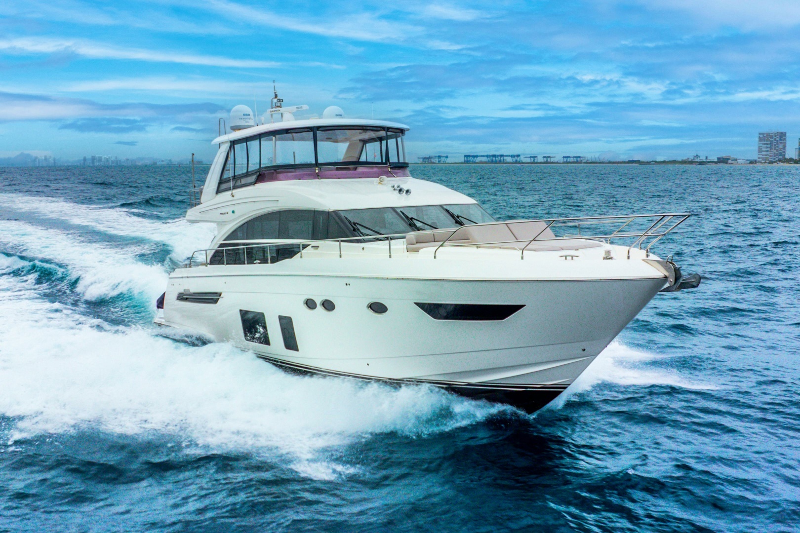 2018 Princess Yachts — - Image 6