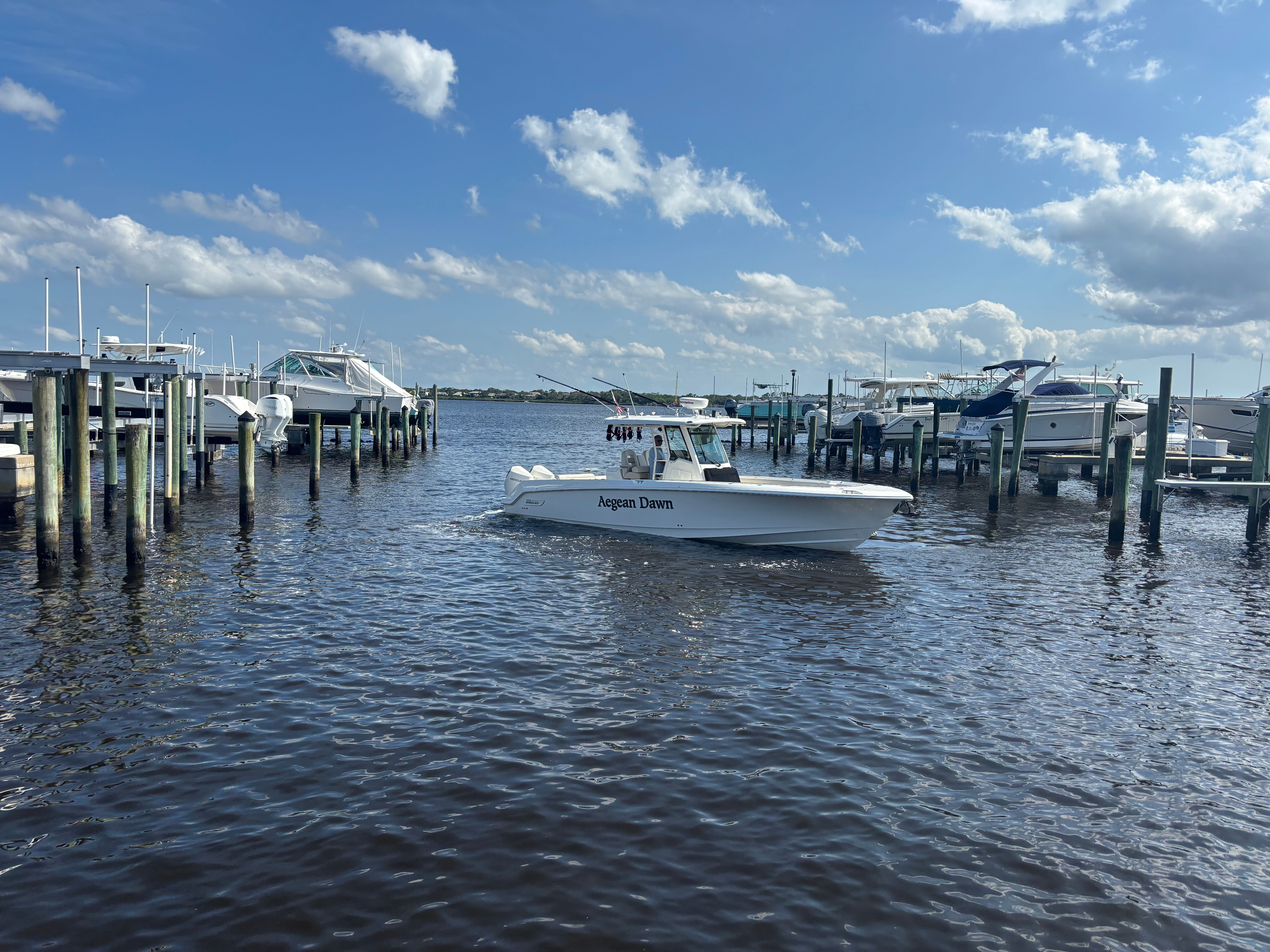 2021 Boston Whaler 330 Outrage - 10