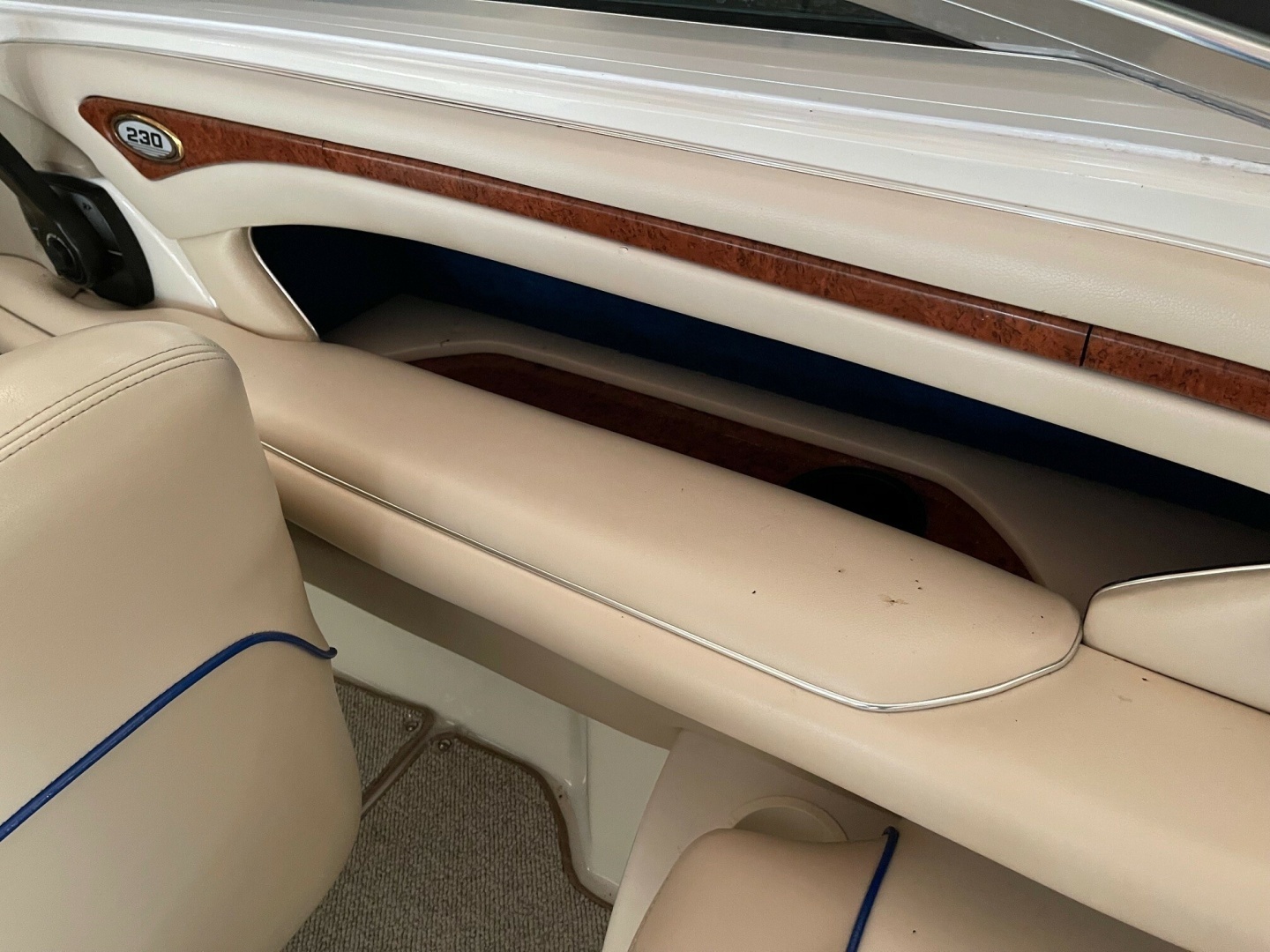 1997 Sea Ray — - Image 23