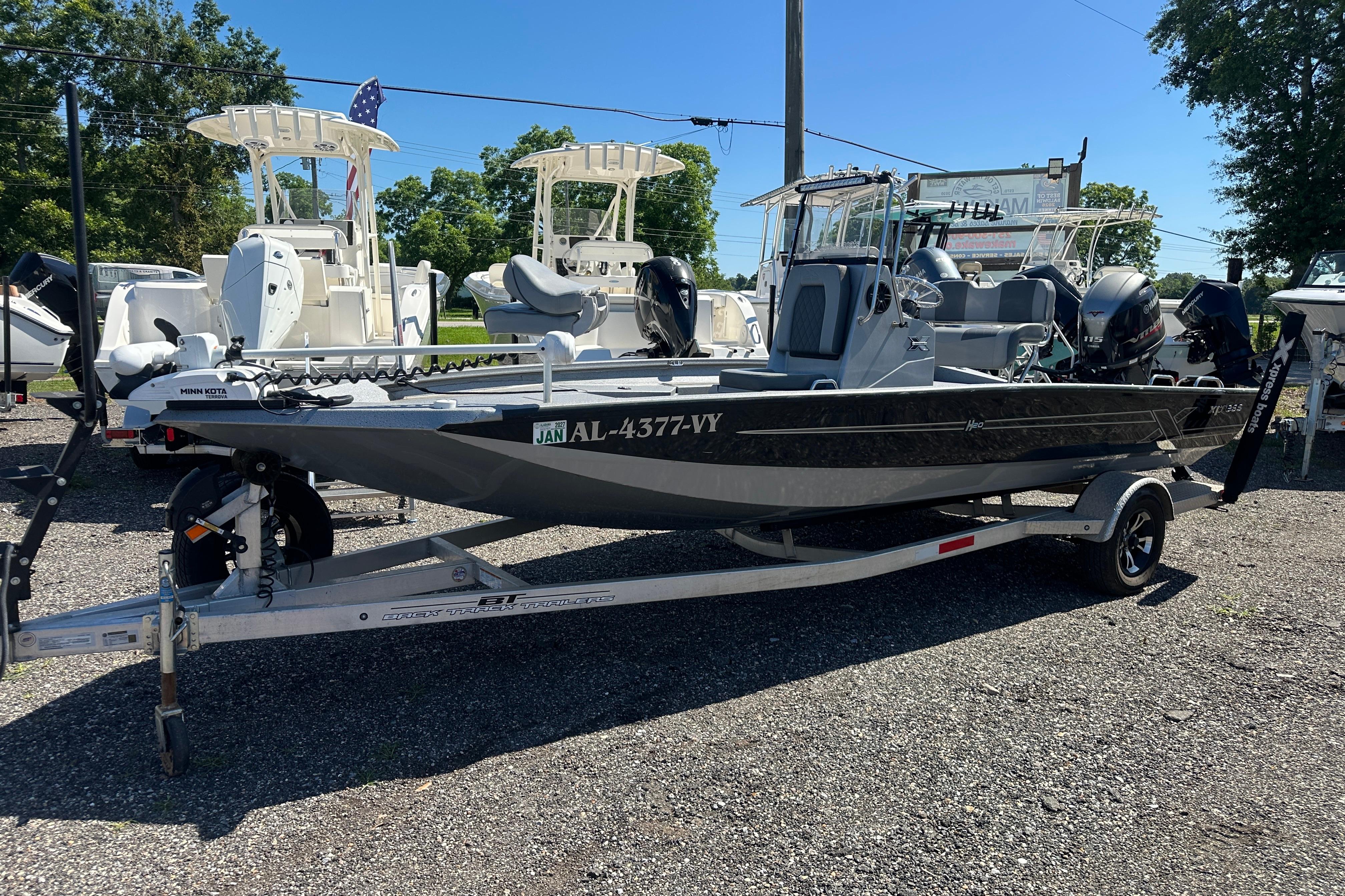 2024 Xpress H20B Bay