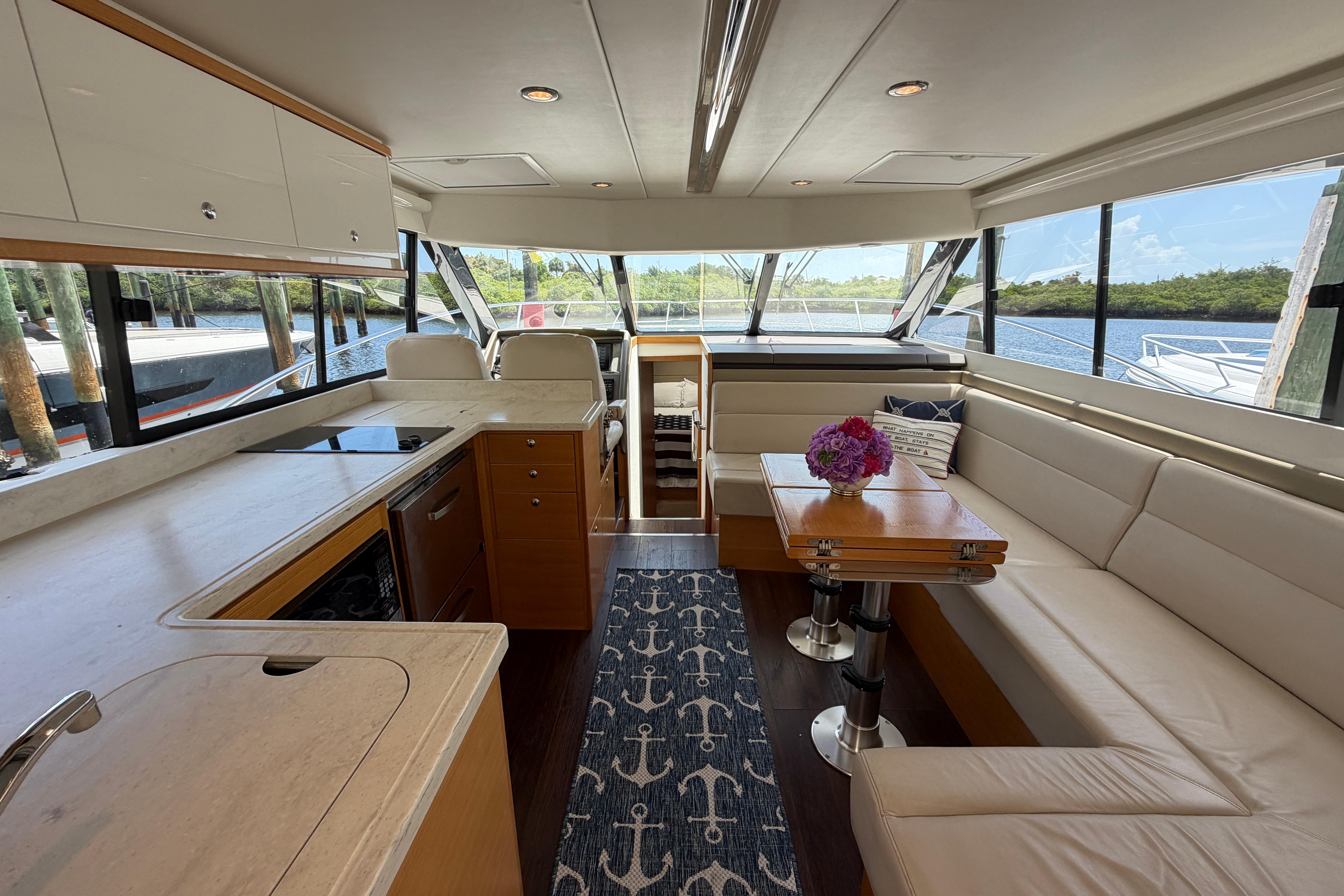 Salon with galley up to port