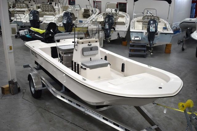 2025 Carolina Skiff E20 JVX Center Console - 2