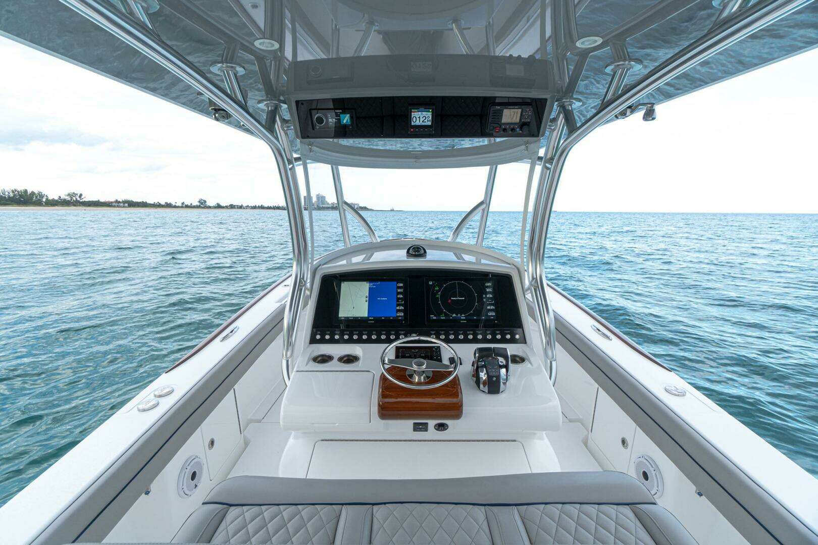 2026 Valhalla Boatworks V-33 - Image 7