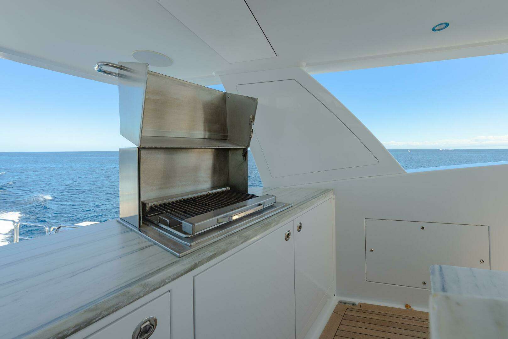 2018 Westport Raised Pilothouse - Image 36